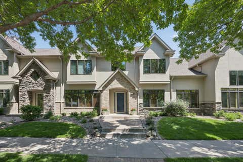 Townhouse For Sale - 365 Willoughby Way<br/> Hopkins, MN 55305