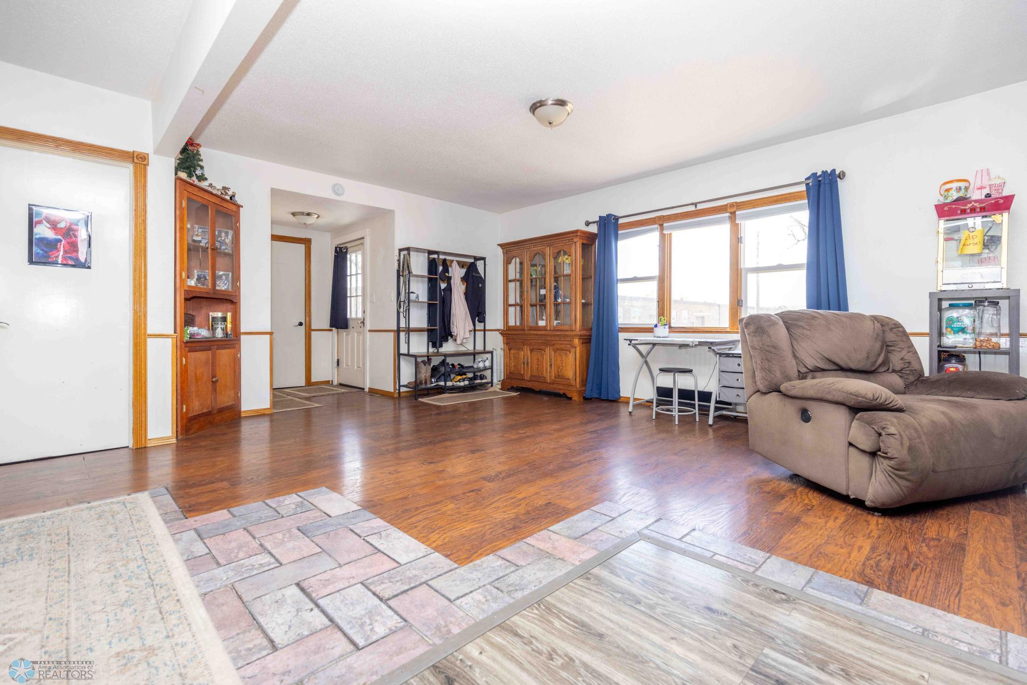 224 4th Street, Barnesville, Minnesota image 6
