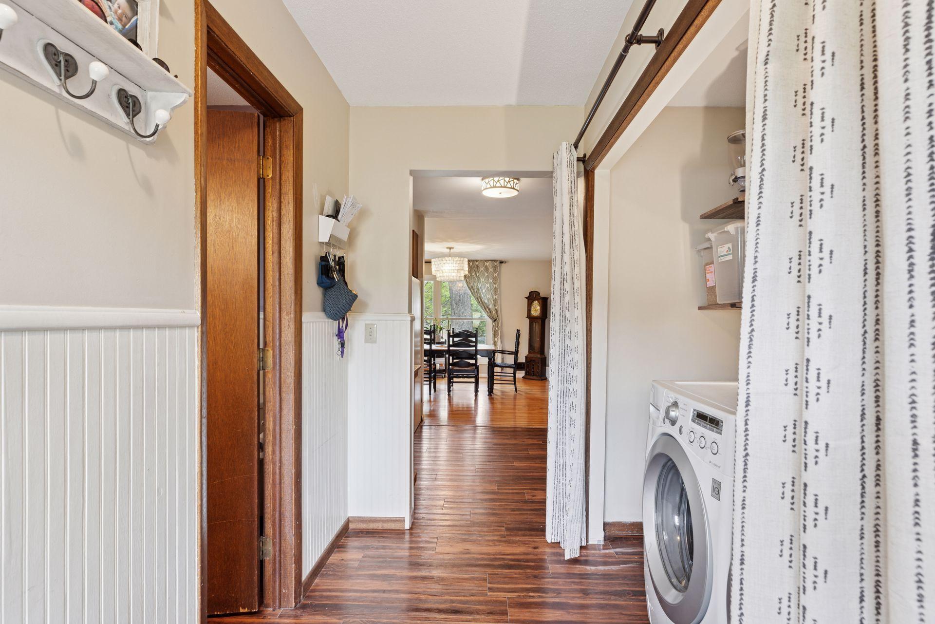 2111 Oakridge Road, Stillwater, Minnesota image 18