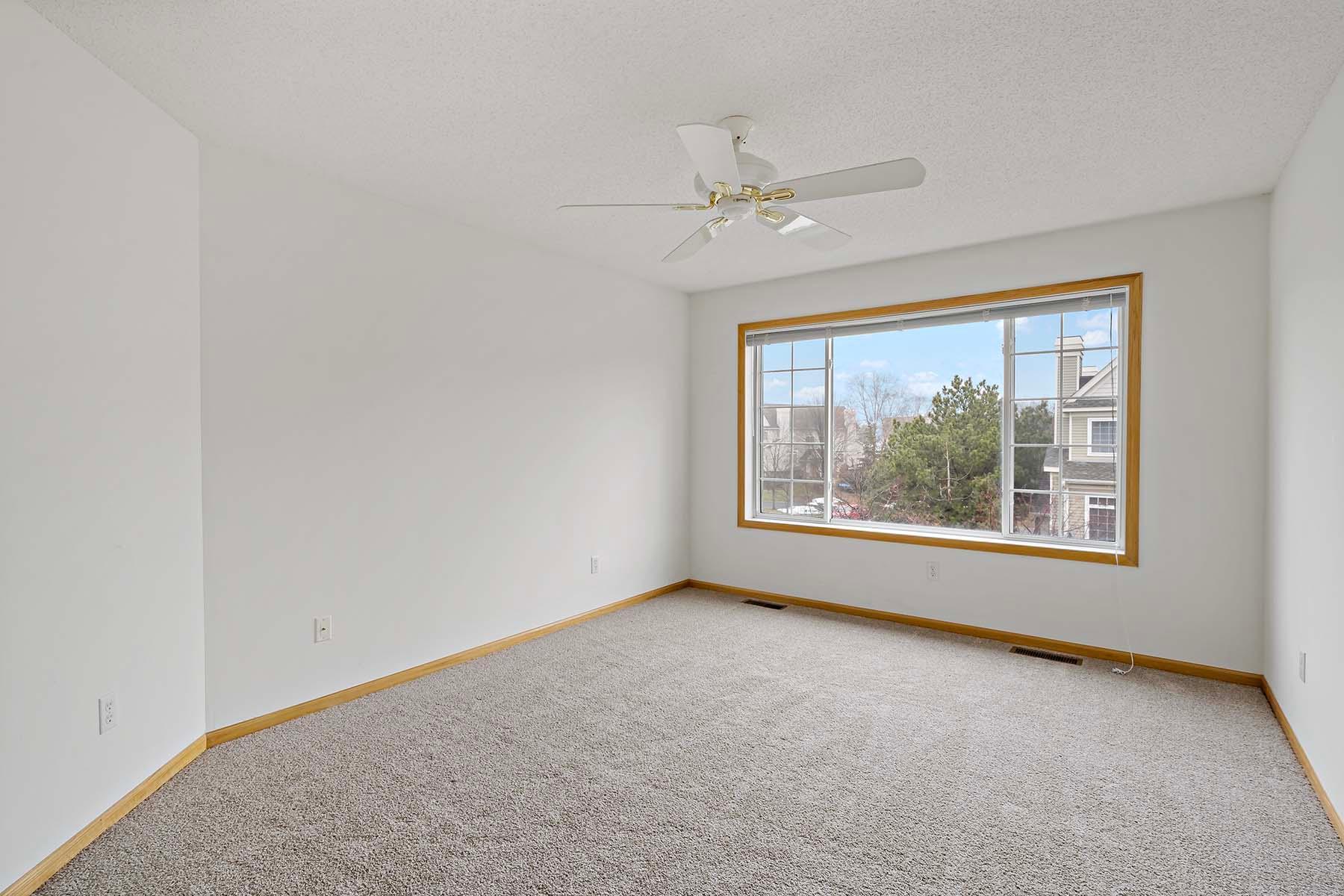 2405 Eagle Trace Lane, Woodbury, Minnesota image 16