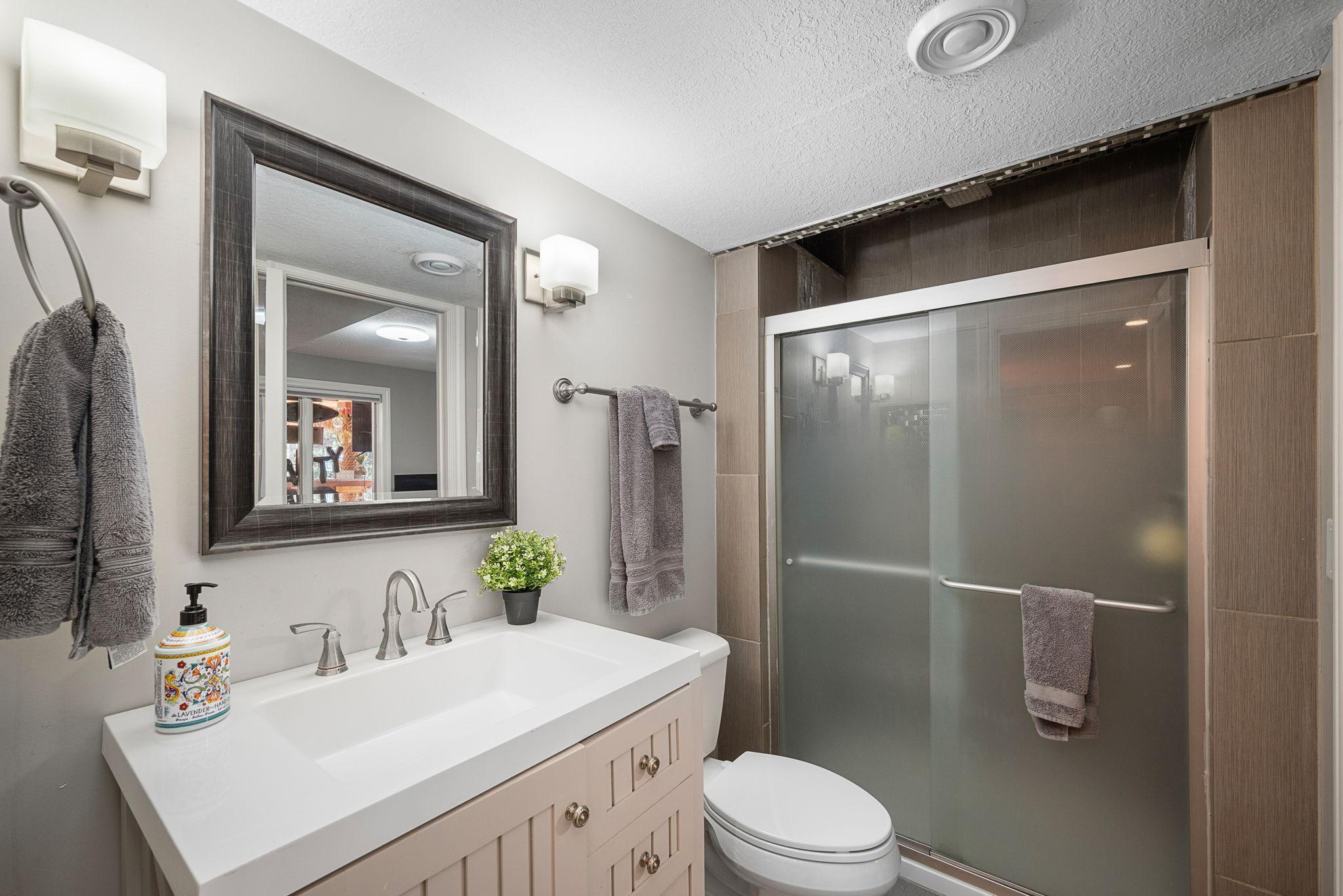 15375 Stanbury Curve, Eden Prairie, Minnesota image 42