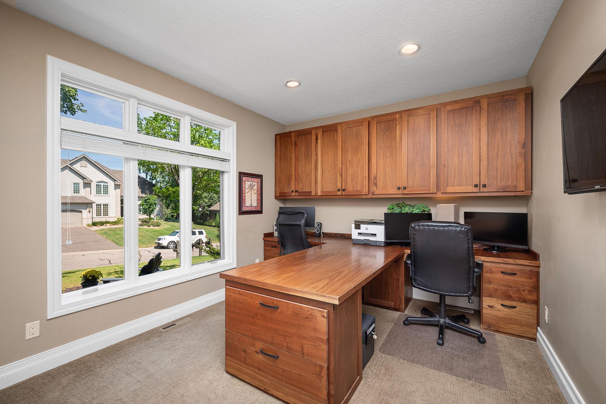 15375 Stanbury Curve, Eden Prairie, Minnesota image 6