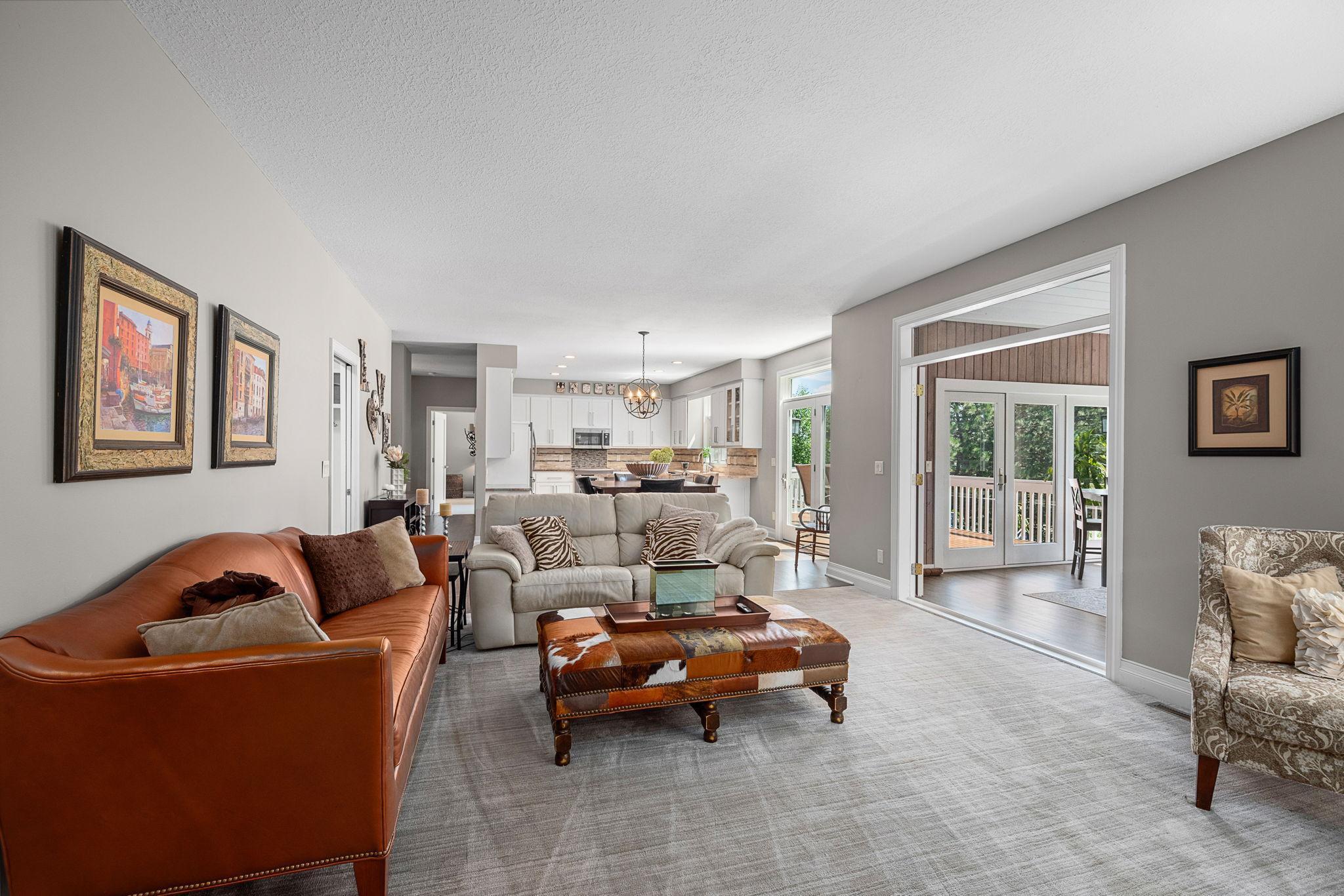 15375 Stanbury Curve, Eden Prairie, Minnesota image 18