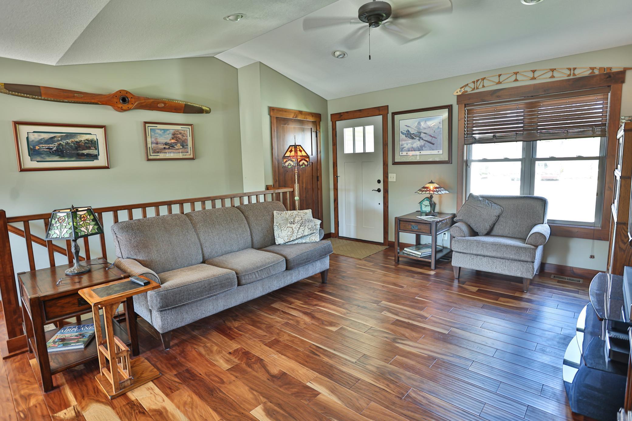 2323 Aurora Circle, River Falls, Wisconsin image 16