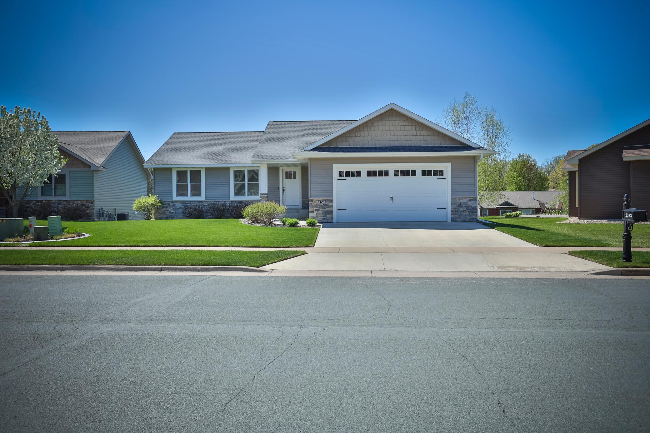 2323 Aurora Circle, River Falls, Wisconsin image 1