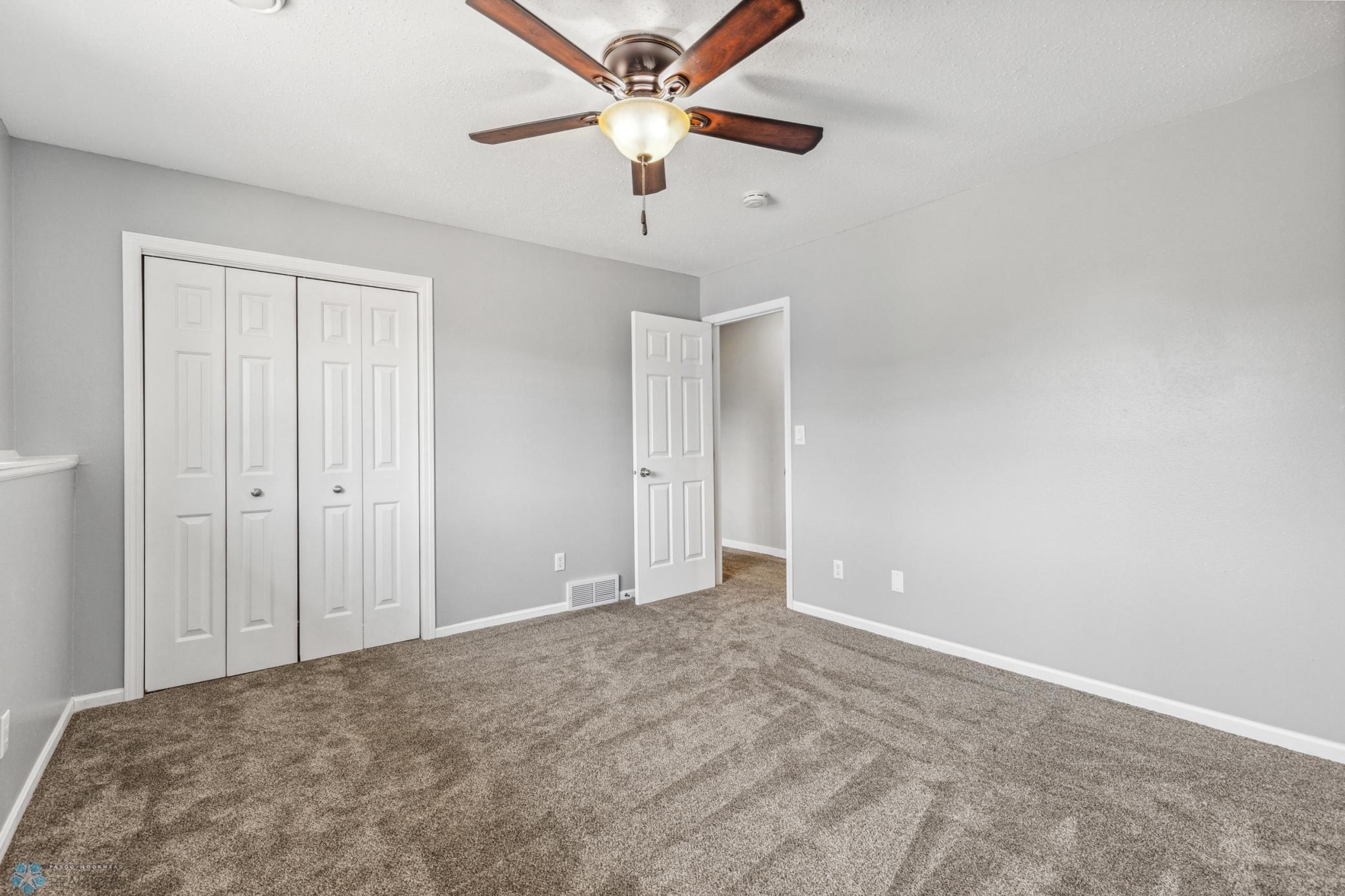 1586 Baywood Drive, West Fargo, North Dakota image 30