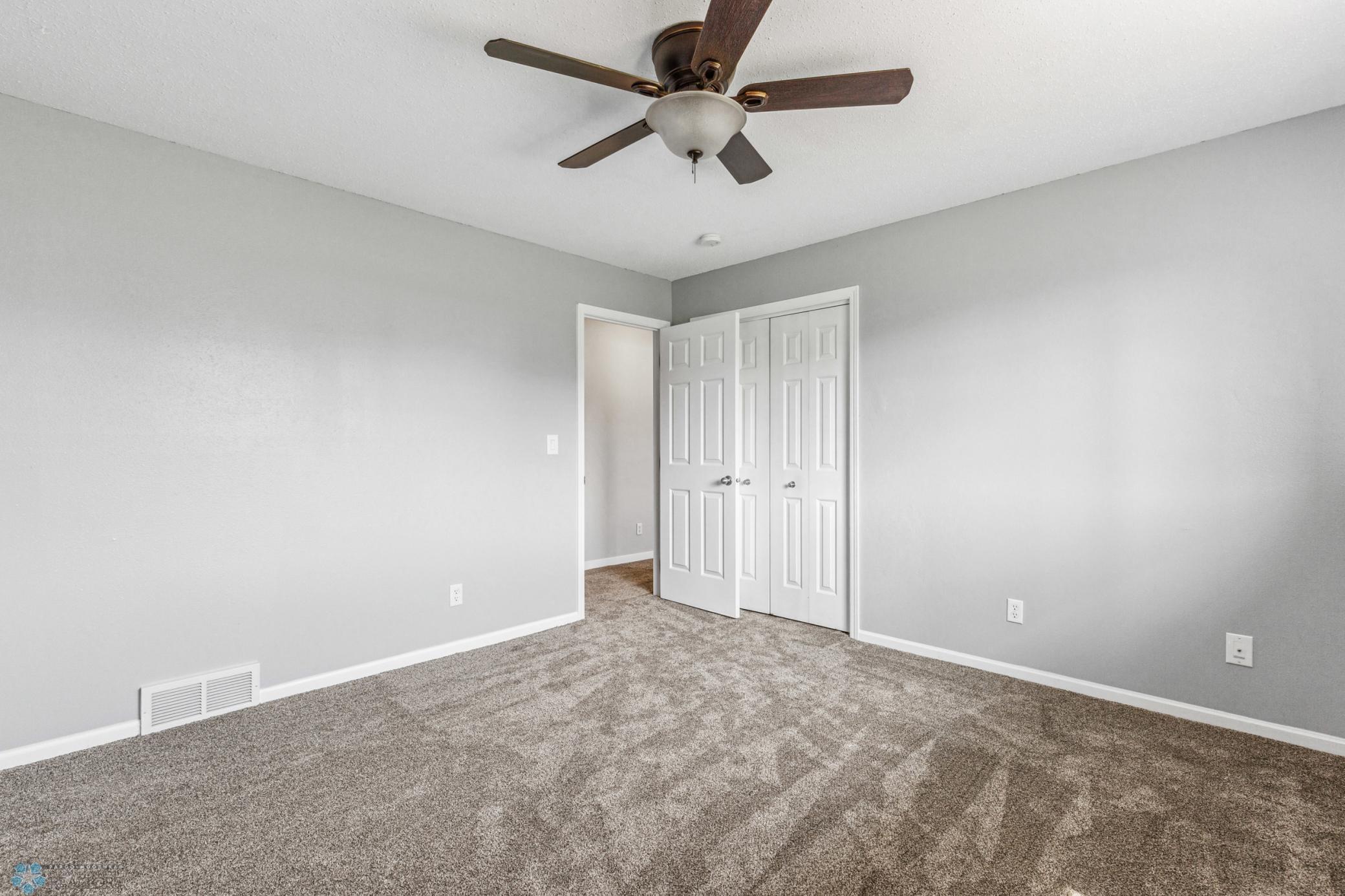 1586 Baywood Drive, West Fargo, North Dakota image 34