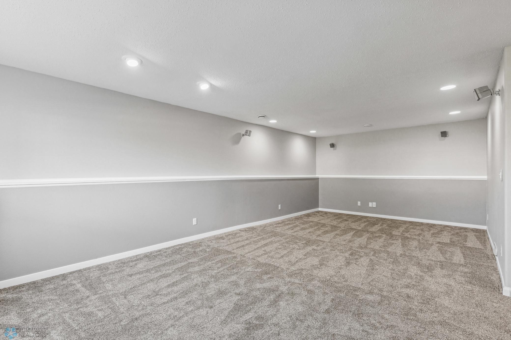 1586 Baywood Drive, West Fargo, North Dakota image 27