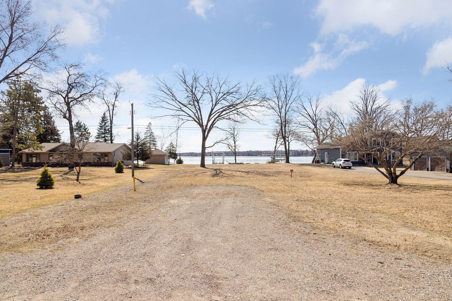 9127 N Shore Trail, Forest Lake, Minnesota image 3