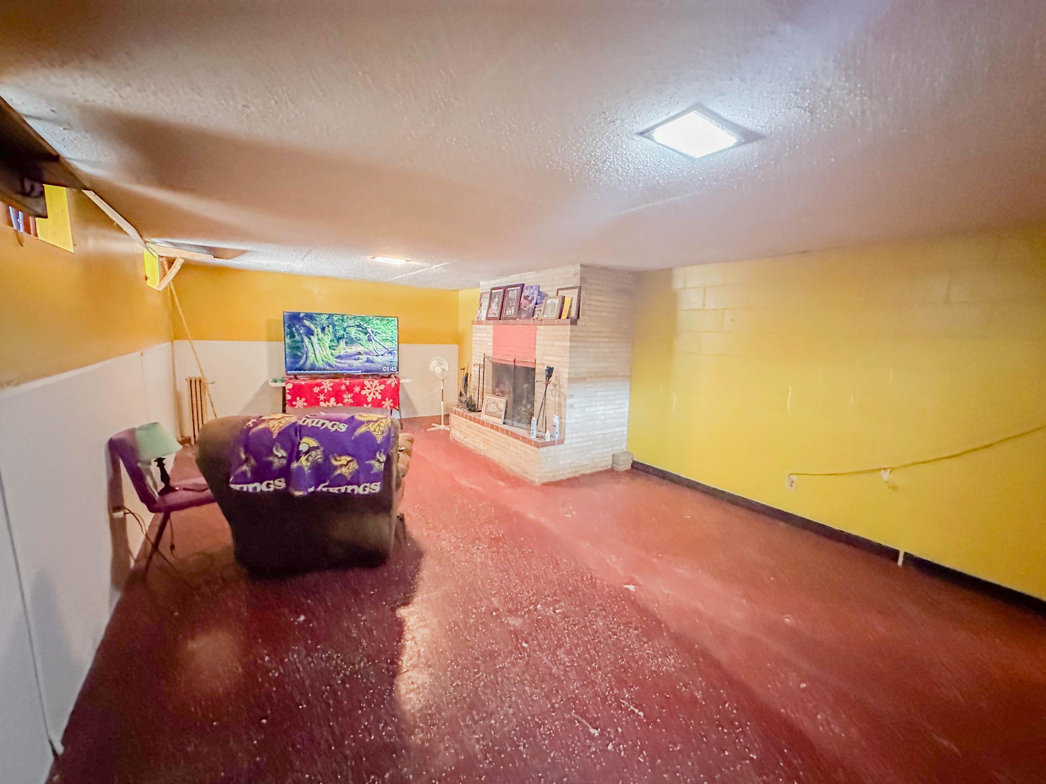 207 Emerson Avenue, Renville, Minnesota image 24