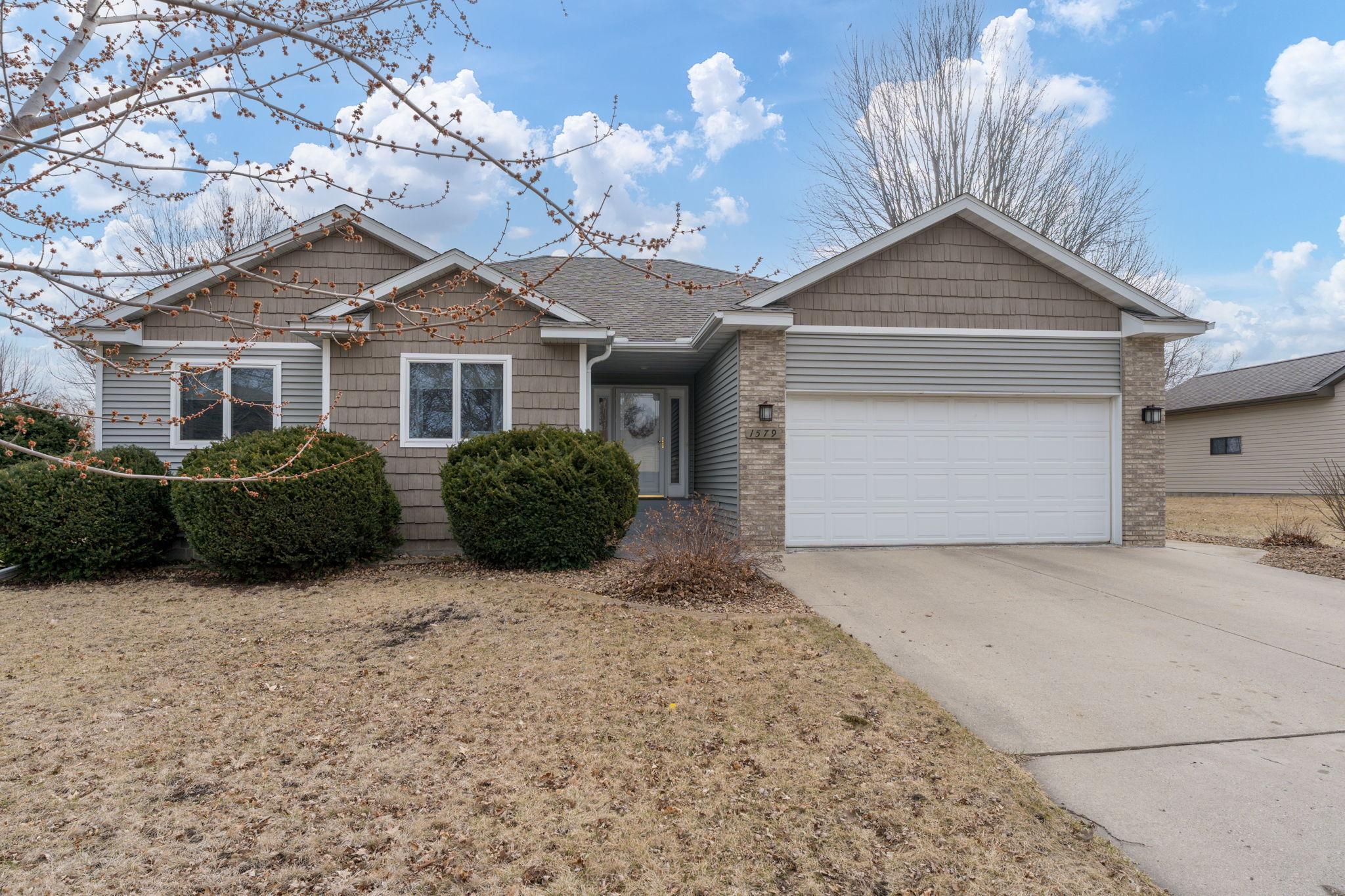 1579 La Mar Drive, North Mankato, Minnesota image 1