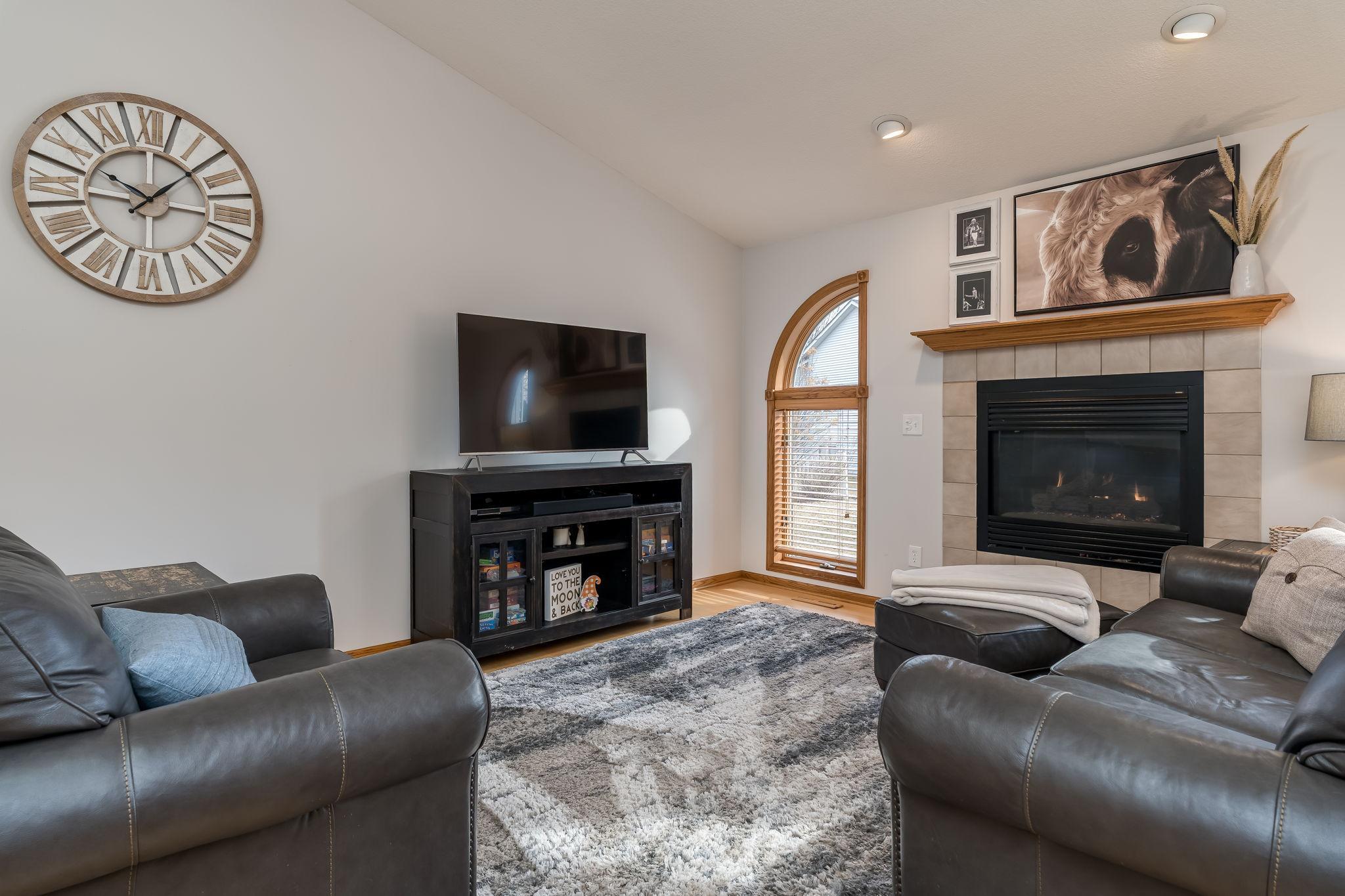 1579 La Mar Drive, North Mankato, Minnesota image 4