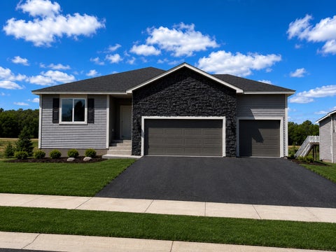 Homes For Sale - 1125 Legacy Parkway Pkwy<br/> New Richmond, WI 54017