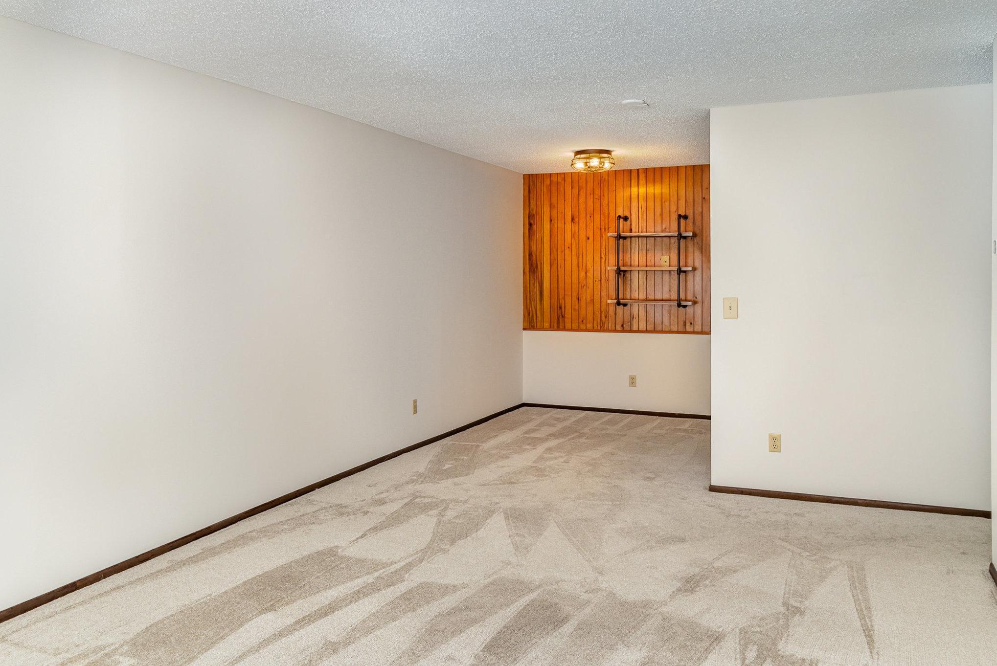 401 E Burnsville Parkway #203, Burnsville, Minnesota image 4