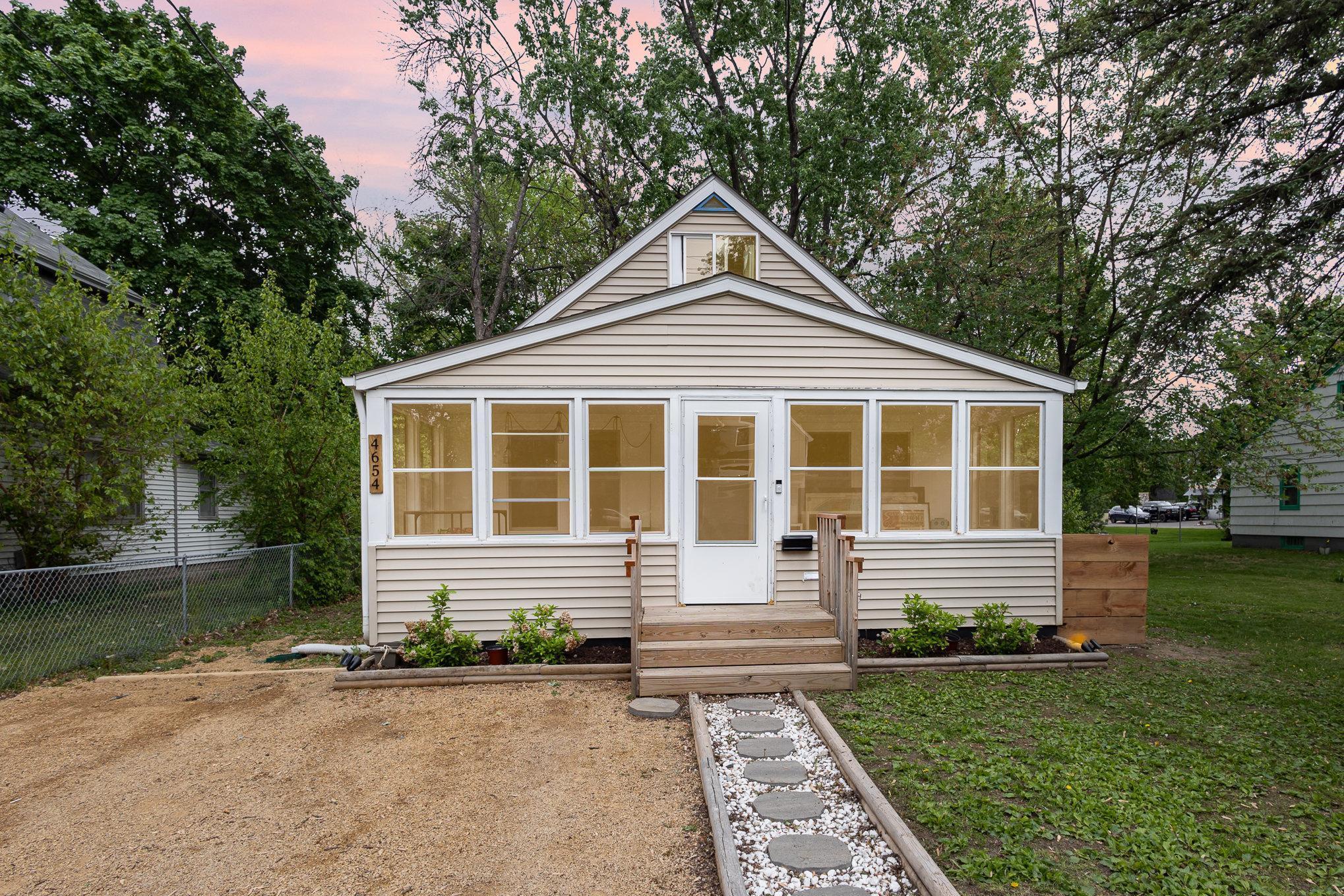 4654 Bald Eagle Avenue, Saint Paul, Minnesota image 1