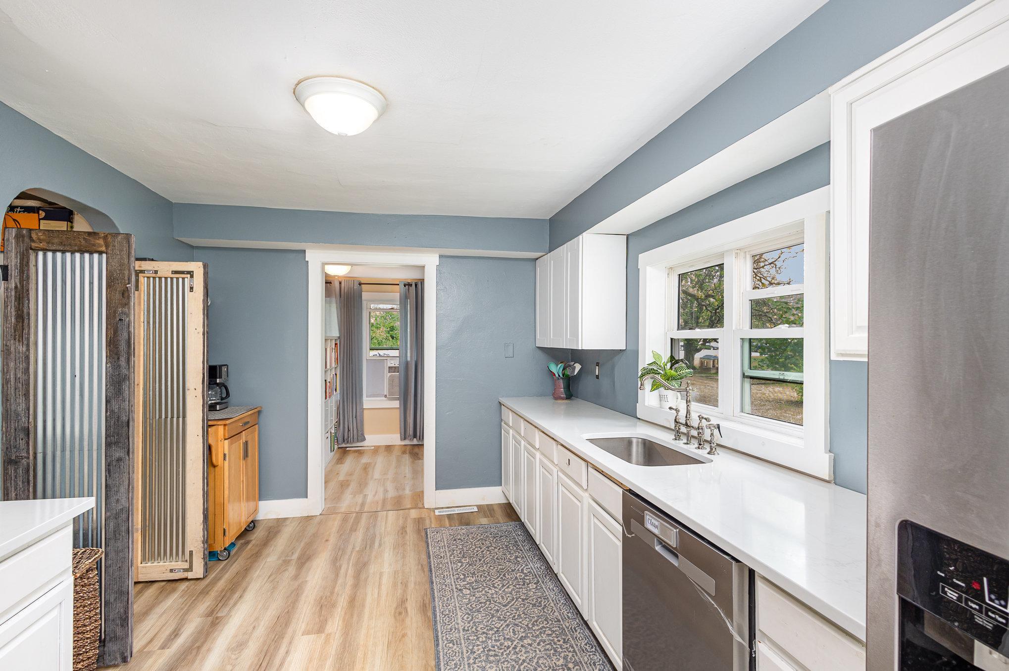 4654 Bald Eagle Avenue, Saint Paul, Minnesota image 3