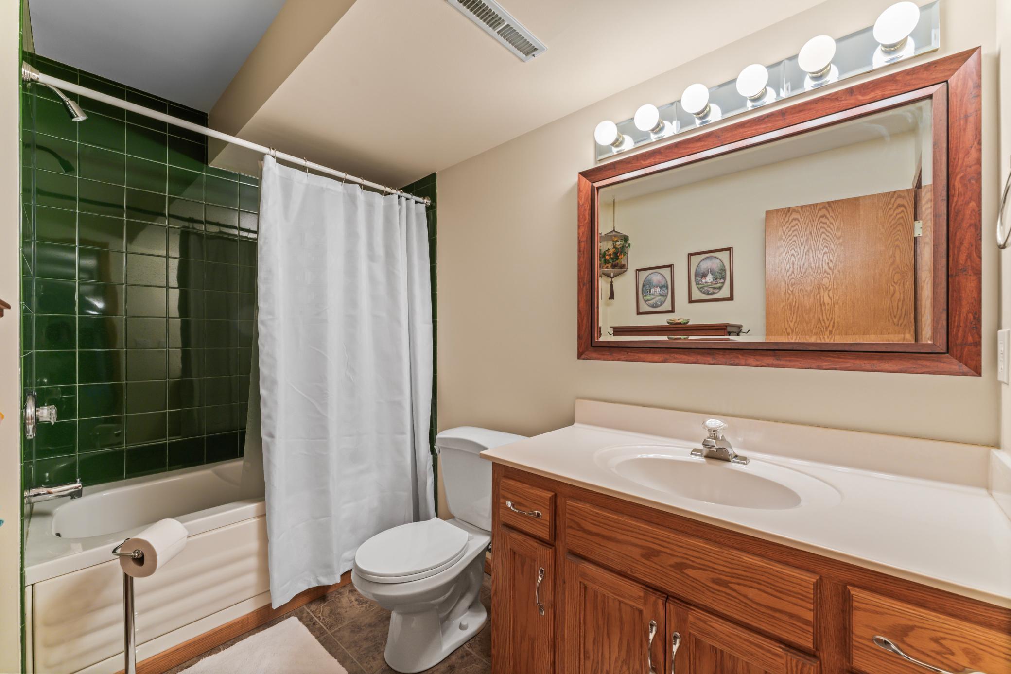 4609 Valley Drive, Rochester, Minnesota image 17