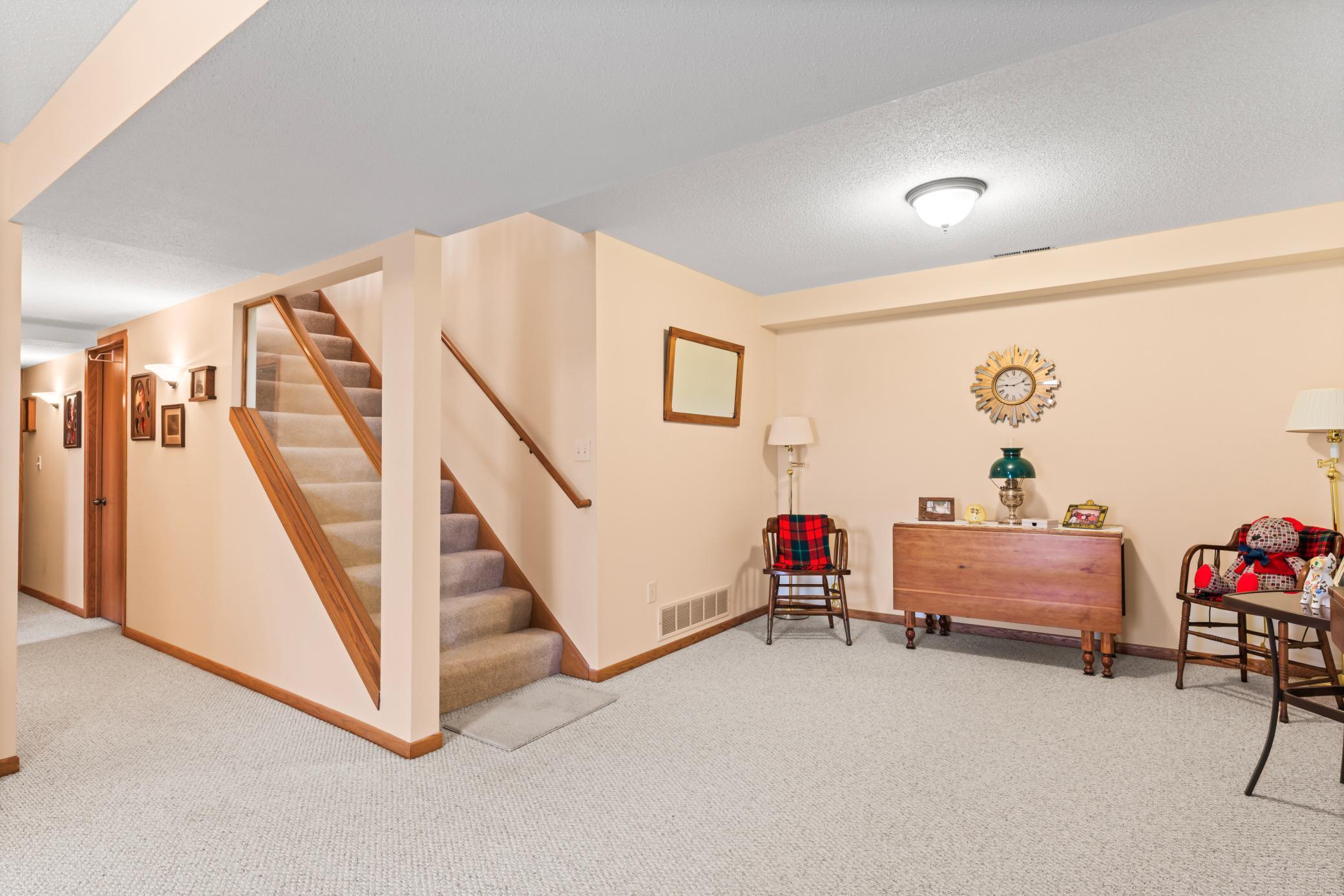 4609 Valley Drive, Rochester, Minnesota image 16