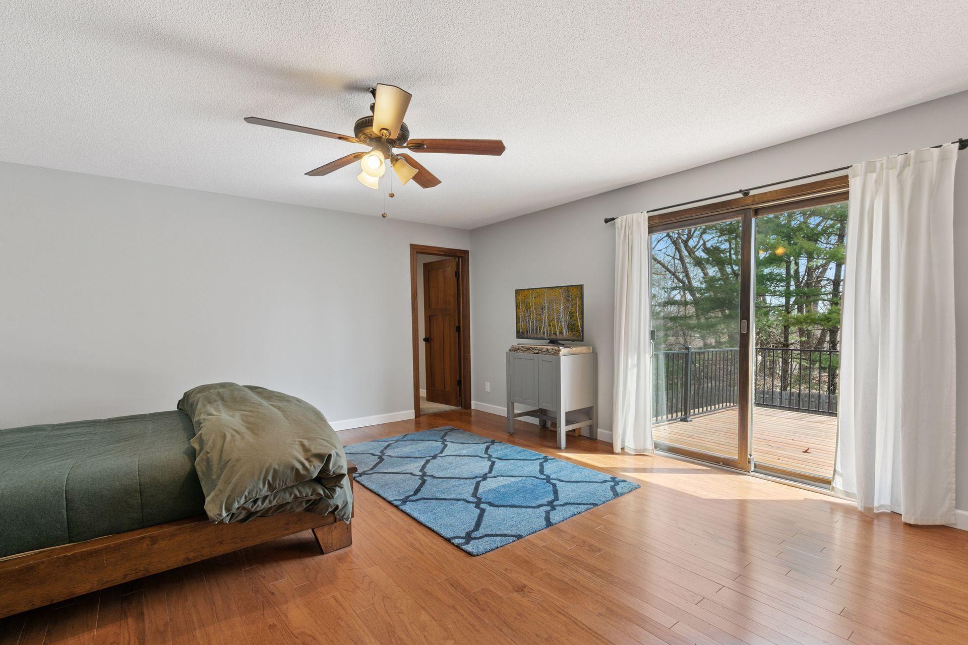 15011 Oakland Avenue, Burnsville, Minnesota image 31