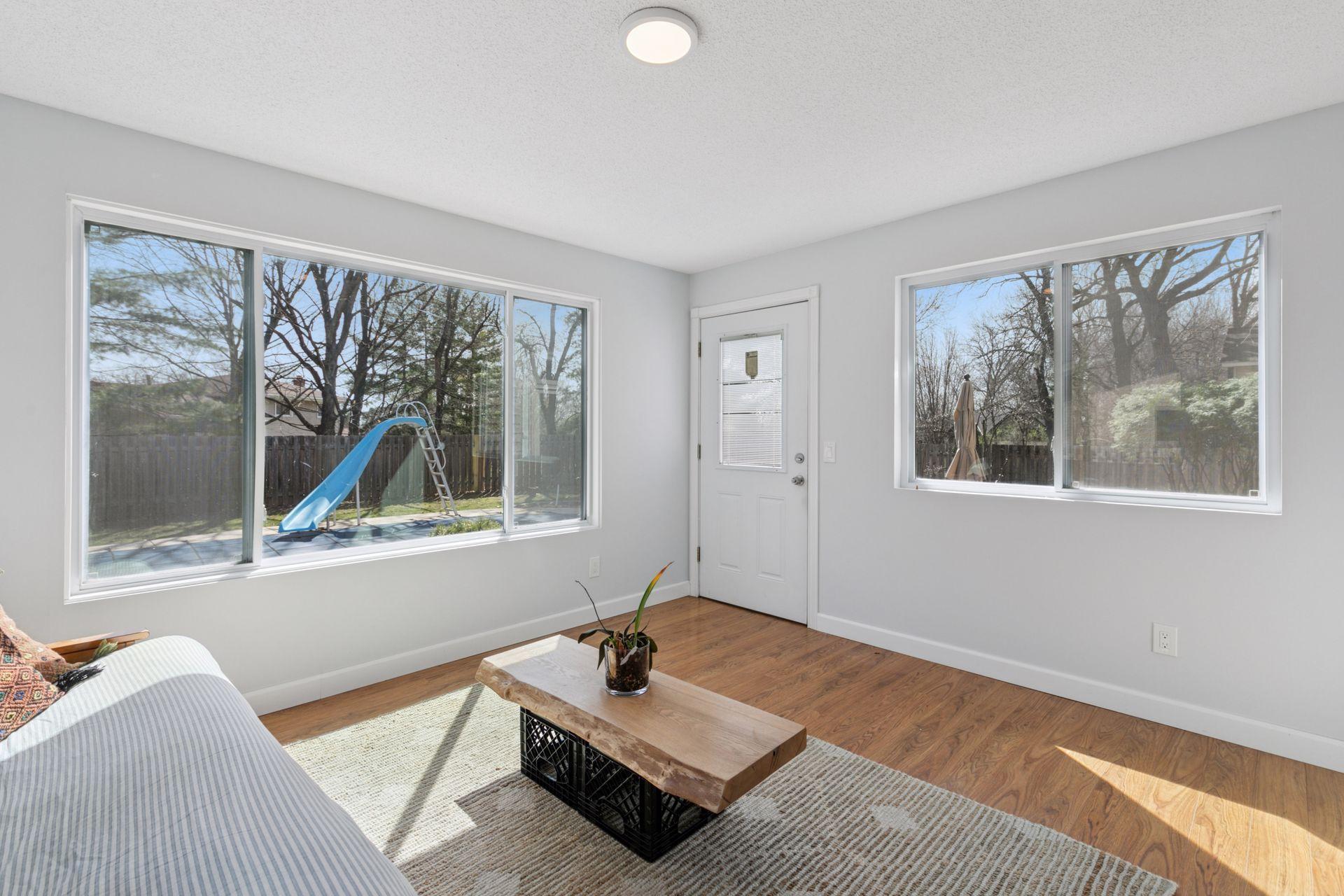 15011 Oakland Avenue, Burnsville, Minnesota image 28