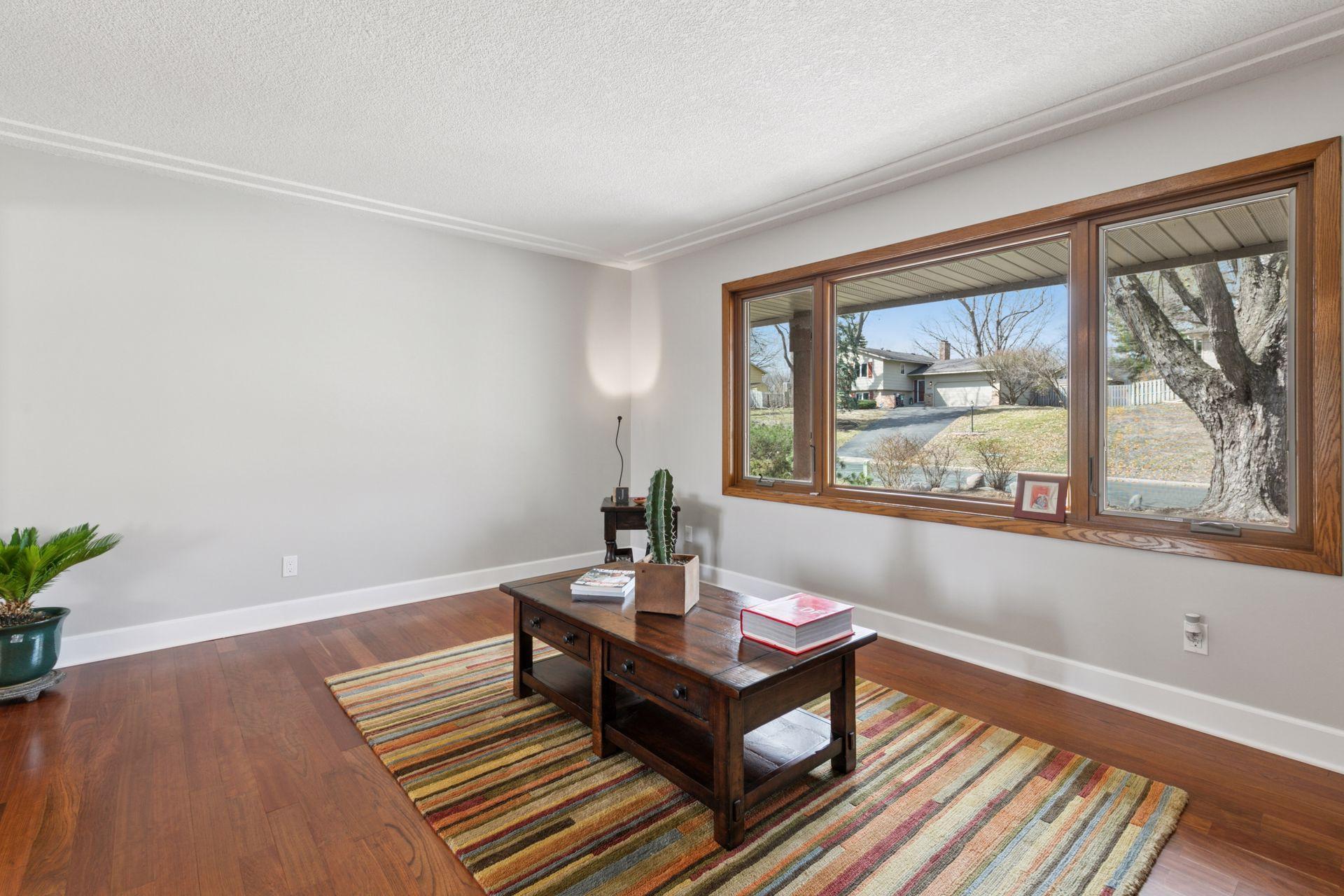 15011 Oakland Avenue, Burnsville, Minnesota image 7