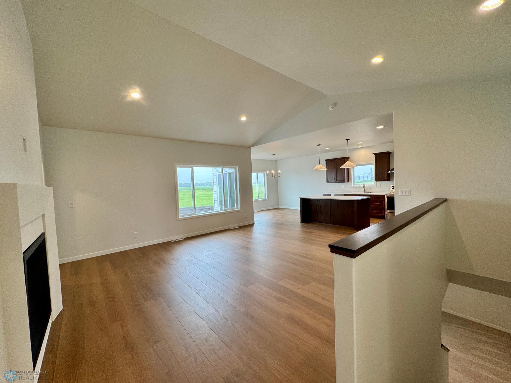 Kindred, North Dakota 58051, United States, 5 Bedrooms Bedrooms, ,3 BathroomsBathrooms,Residential,Pending,152842