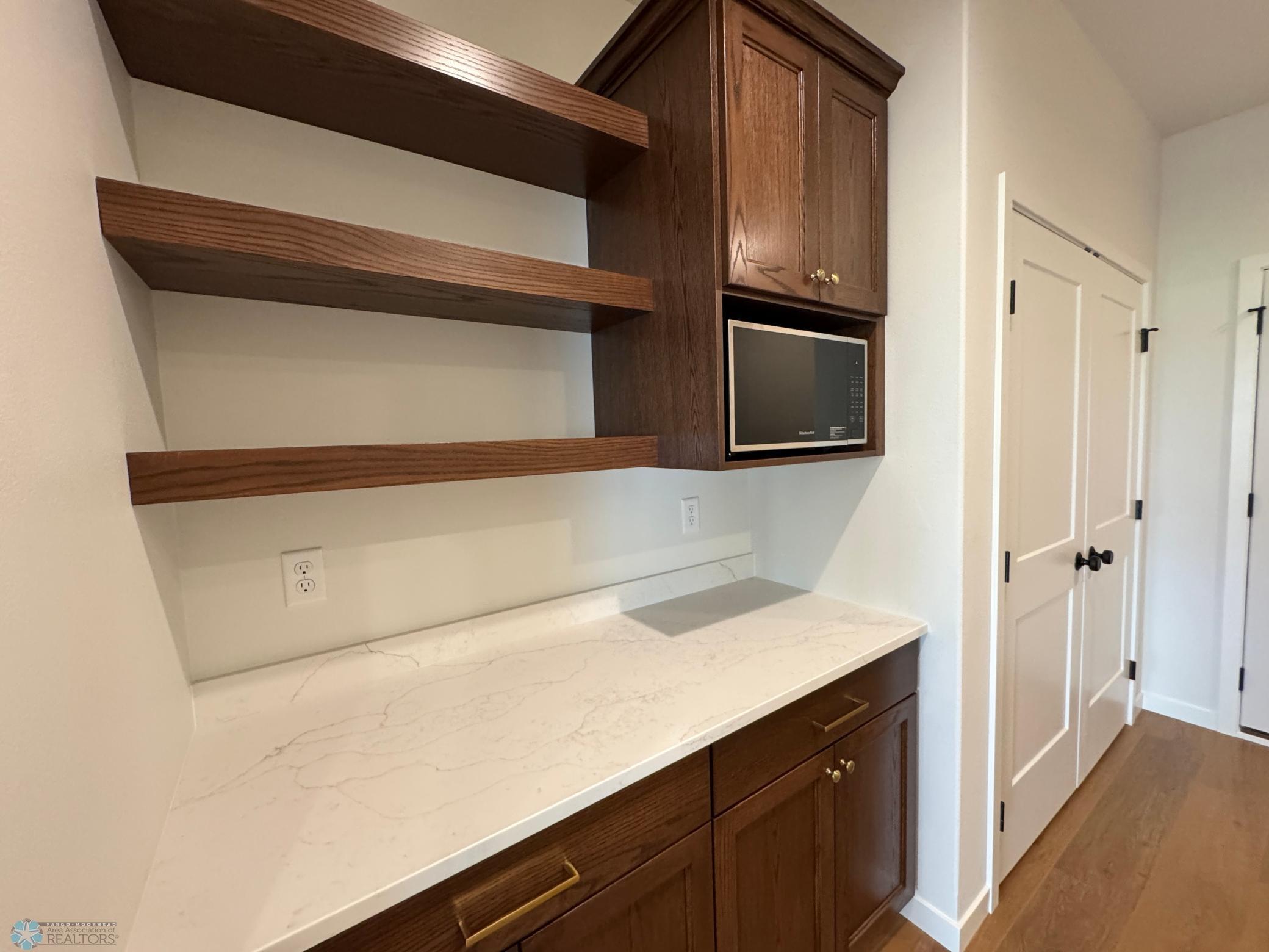 Kindred, North Dakota 58051, United States, 5 Bedrooms Bedrooms, ,3 BathroomsBathrooms,Residential,Pending,152842