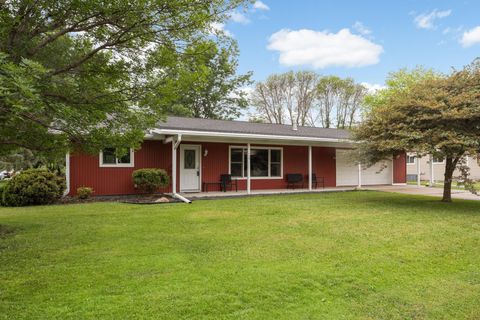 Homes For Sale - 700 Elm Street<br/> Baldwin, WI 54002