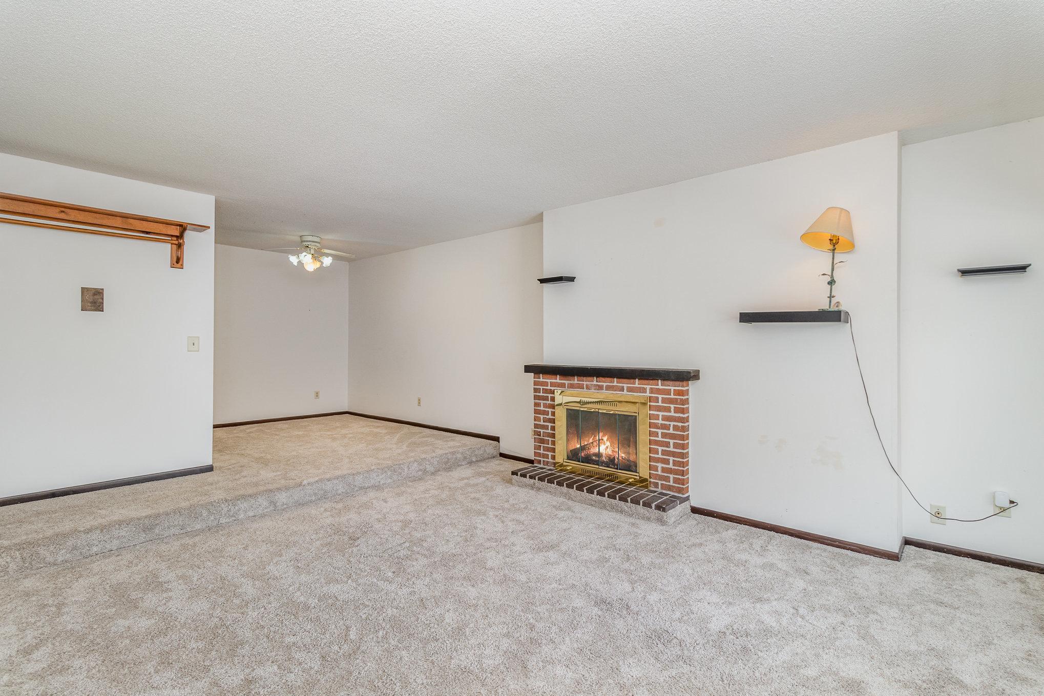 4207 Lakeside Avenue #332, Brooklyn Center, Minnesota image 5