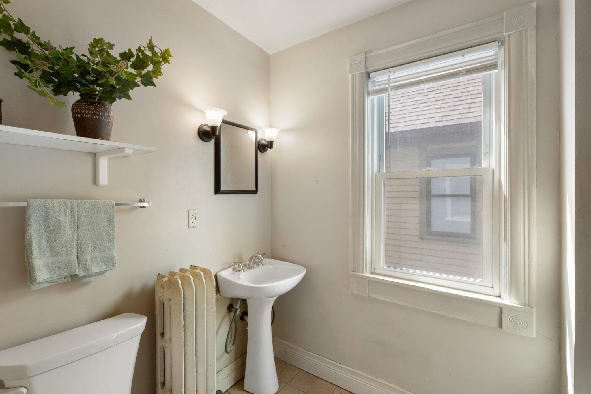 709 7th Street, Minneapolis, Minnesota image 32