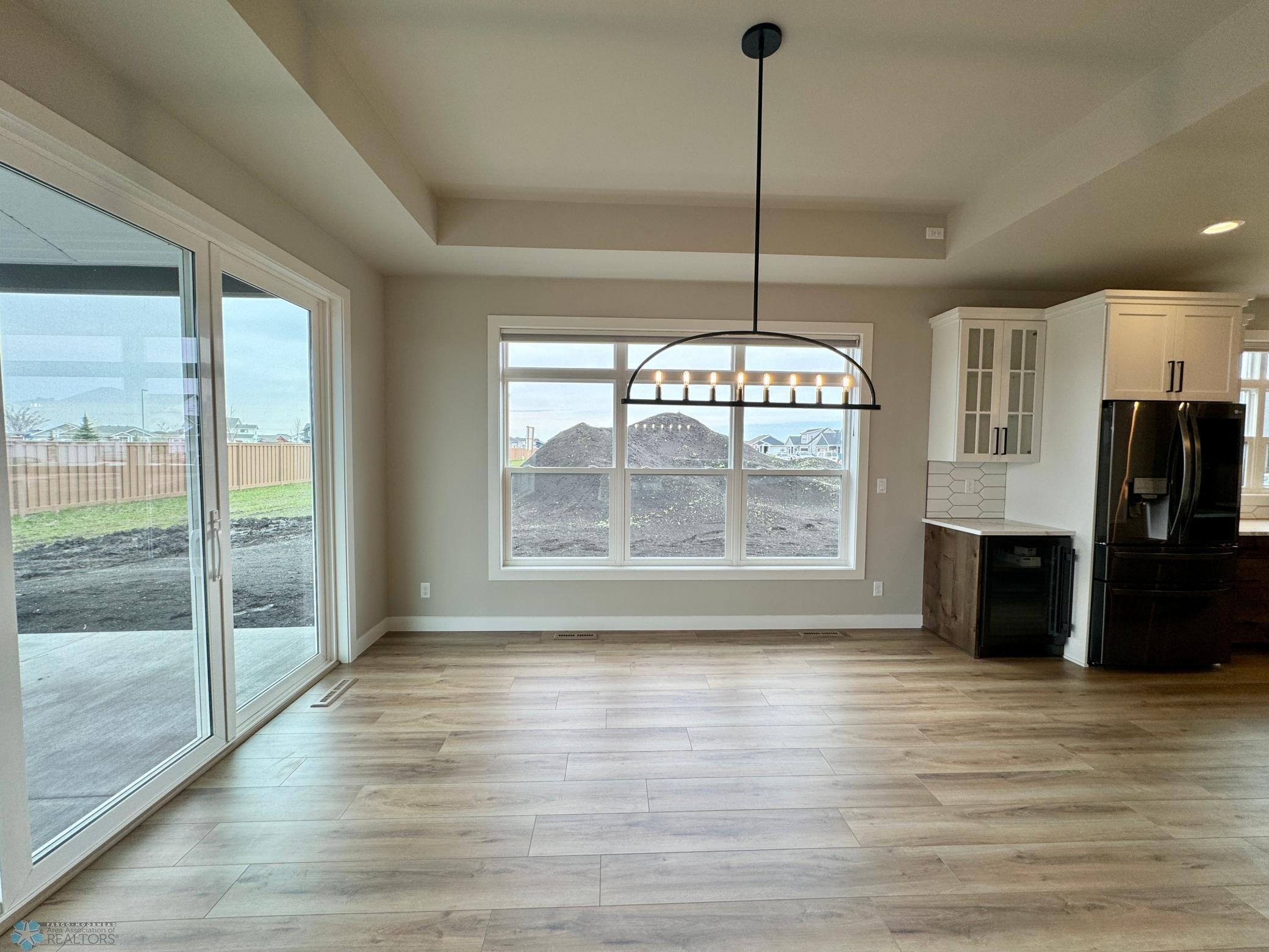 West Fargo, North Dakota 58078, United States, 3 Bedrooms Bedrooms, ,3 BathroomsBathrooms,Residential,Pending,58855