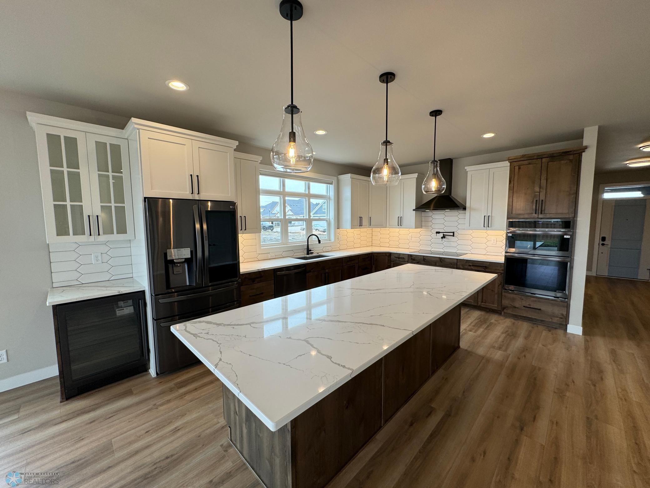 West Fargo, North Dakota 58078, United States, 3 Bedrooms Bedrooms, ,3 BathroomsBathrooms,Residential,Pending,58855