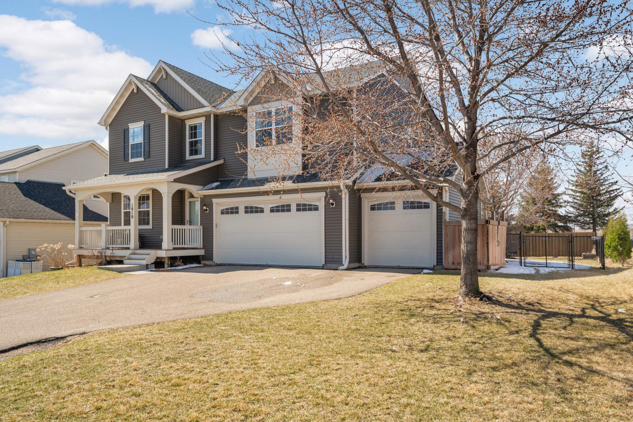 1810 Cherry Circle, Carver, Minnesota image 2