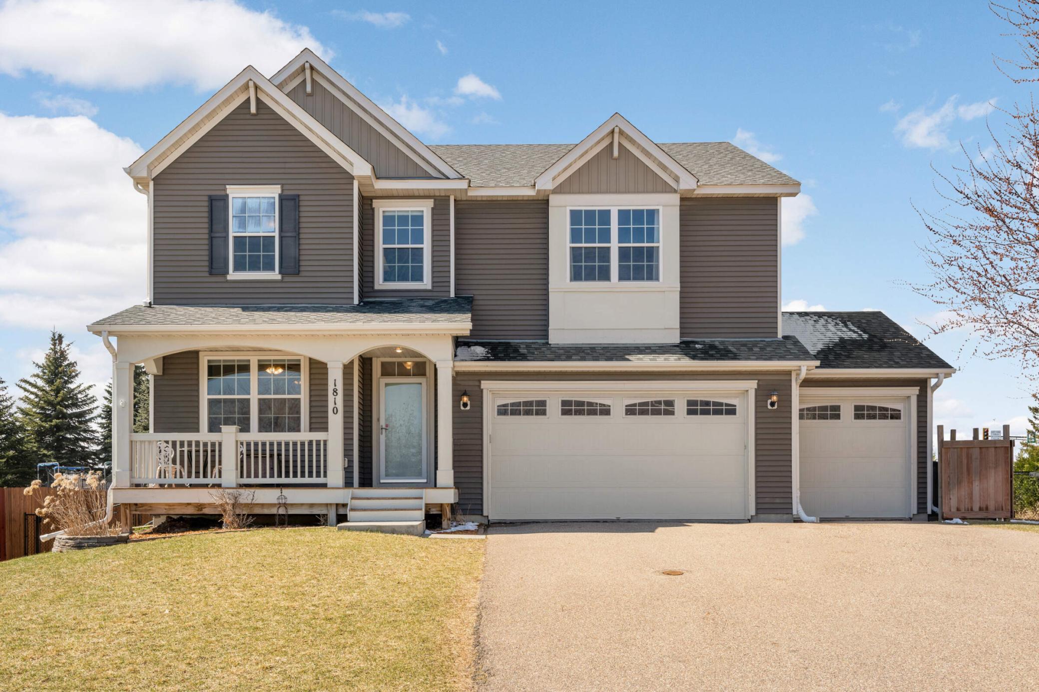 1810 Cherry Circle, Carver, Minnesota image 1