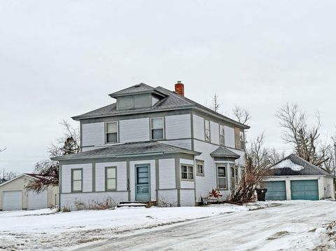 Homes For Sale - 1310 1st Street<br/> Beltrami County, Bemidji, MN 56601