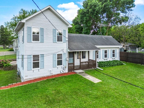 Homes For Sale - 1104 4th Street<br/> Wright County, Howard Lake, MN 55349