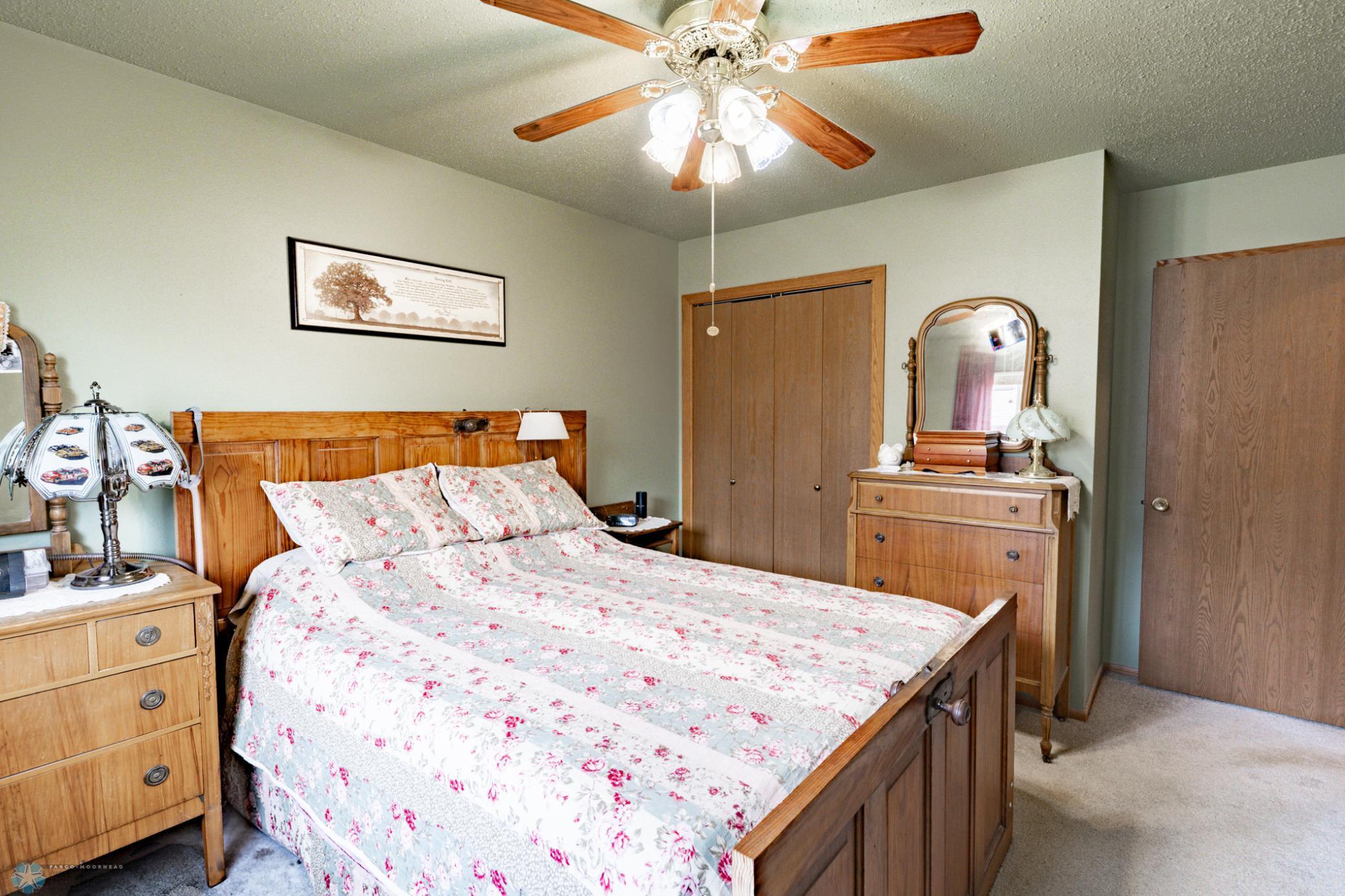 1123 19th Street, Moorhead, Minnesota image 25