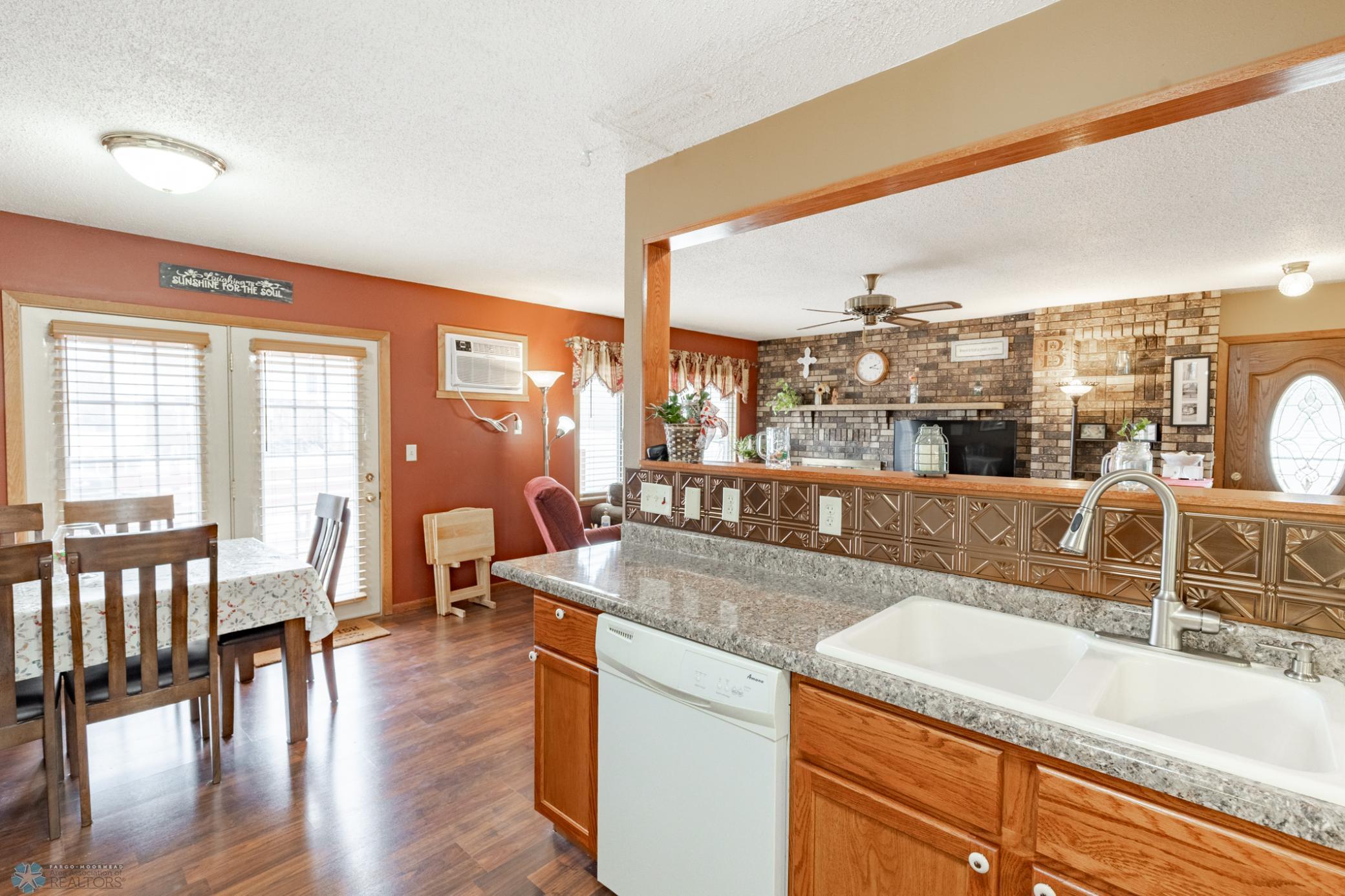 1123 19th Street, Moorhead, Minnesota image 18