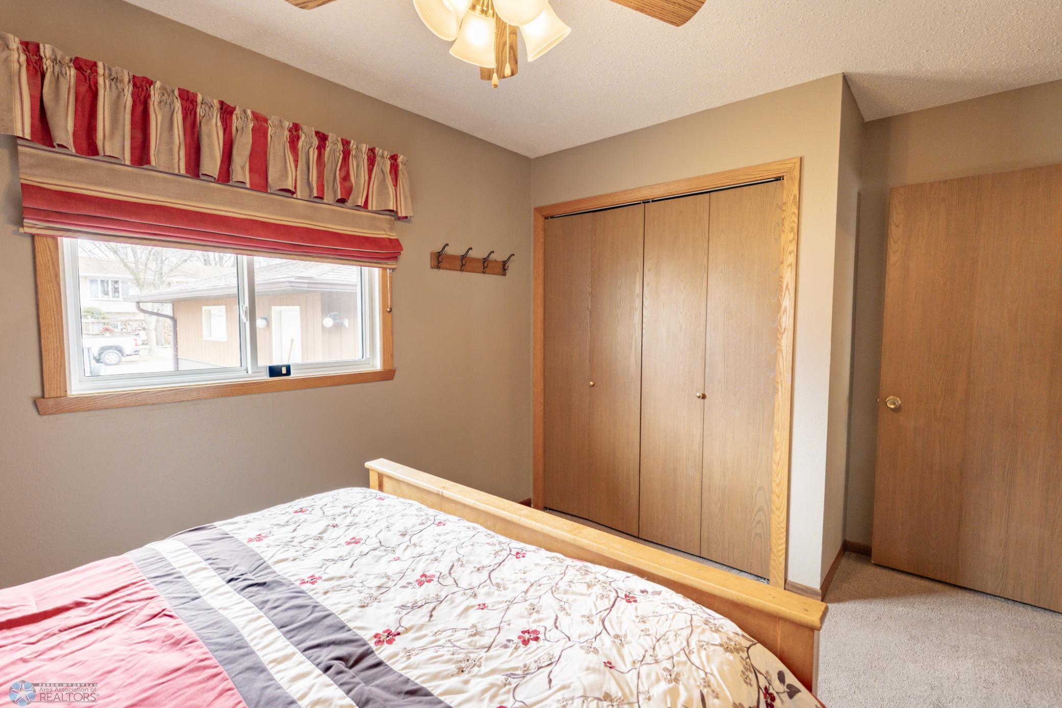1123 19th Street, Moorhead, Minnesota image 32