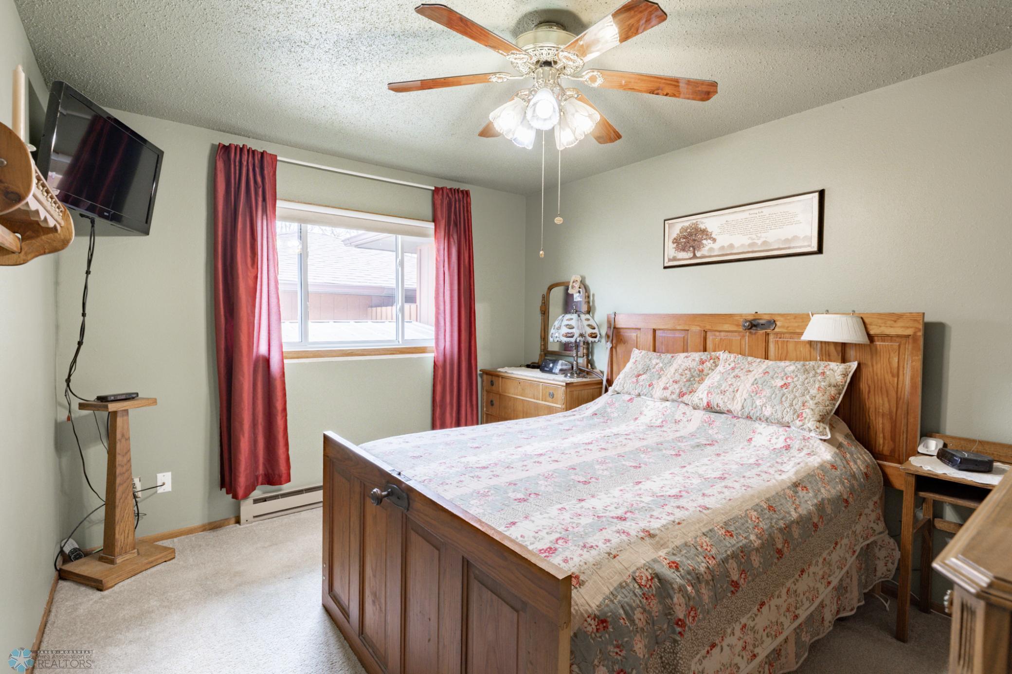 1123 19th Street, Moorhead, Minnesota image 24