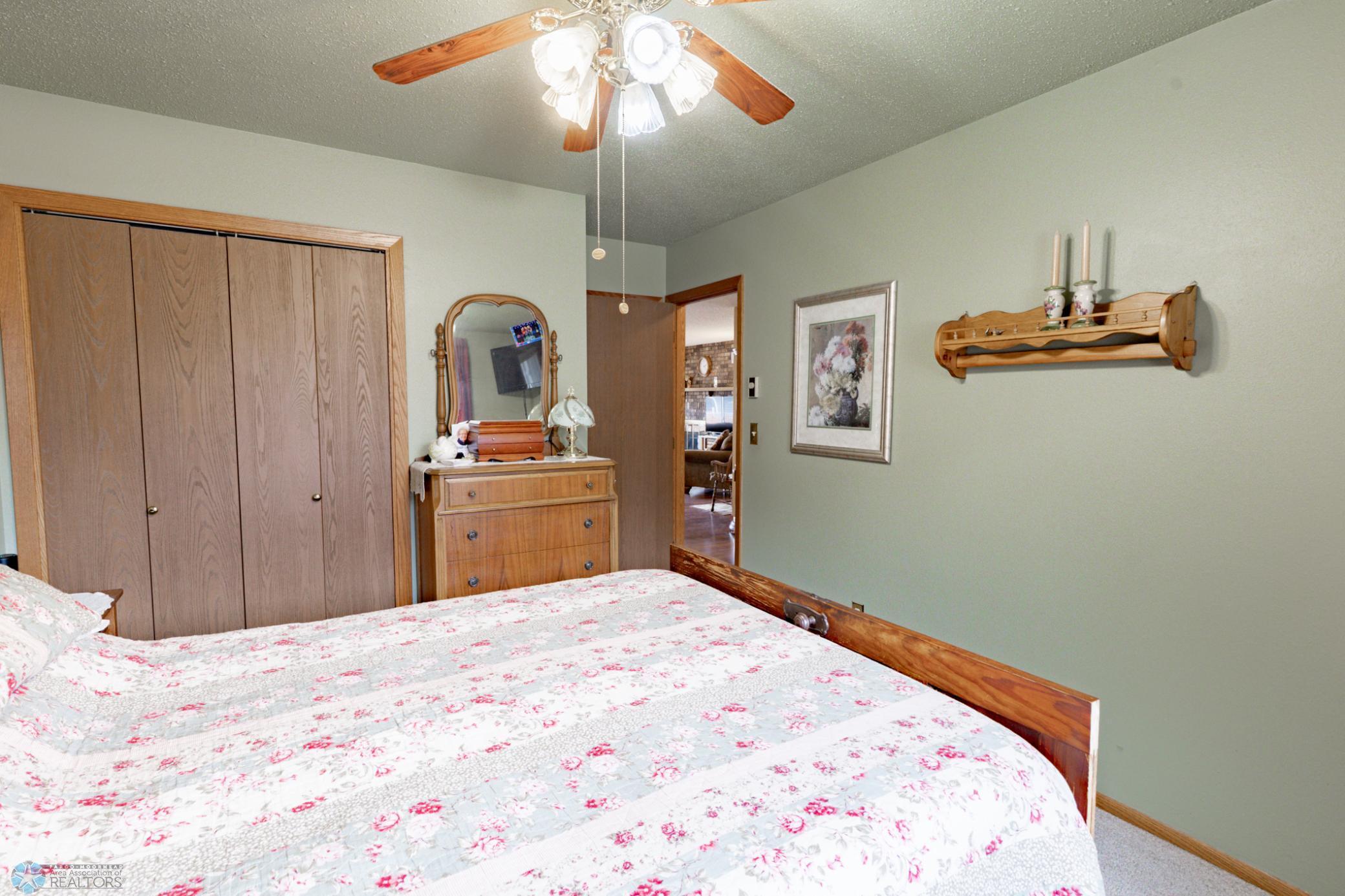 1123 19th Street, Moorhead, Minnesota image 26