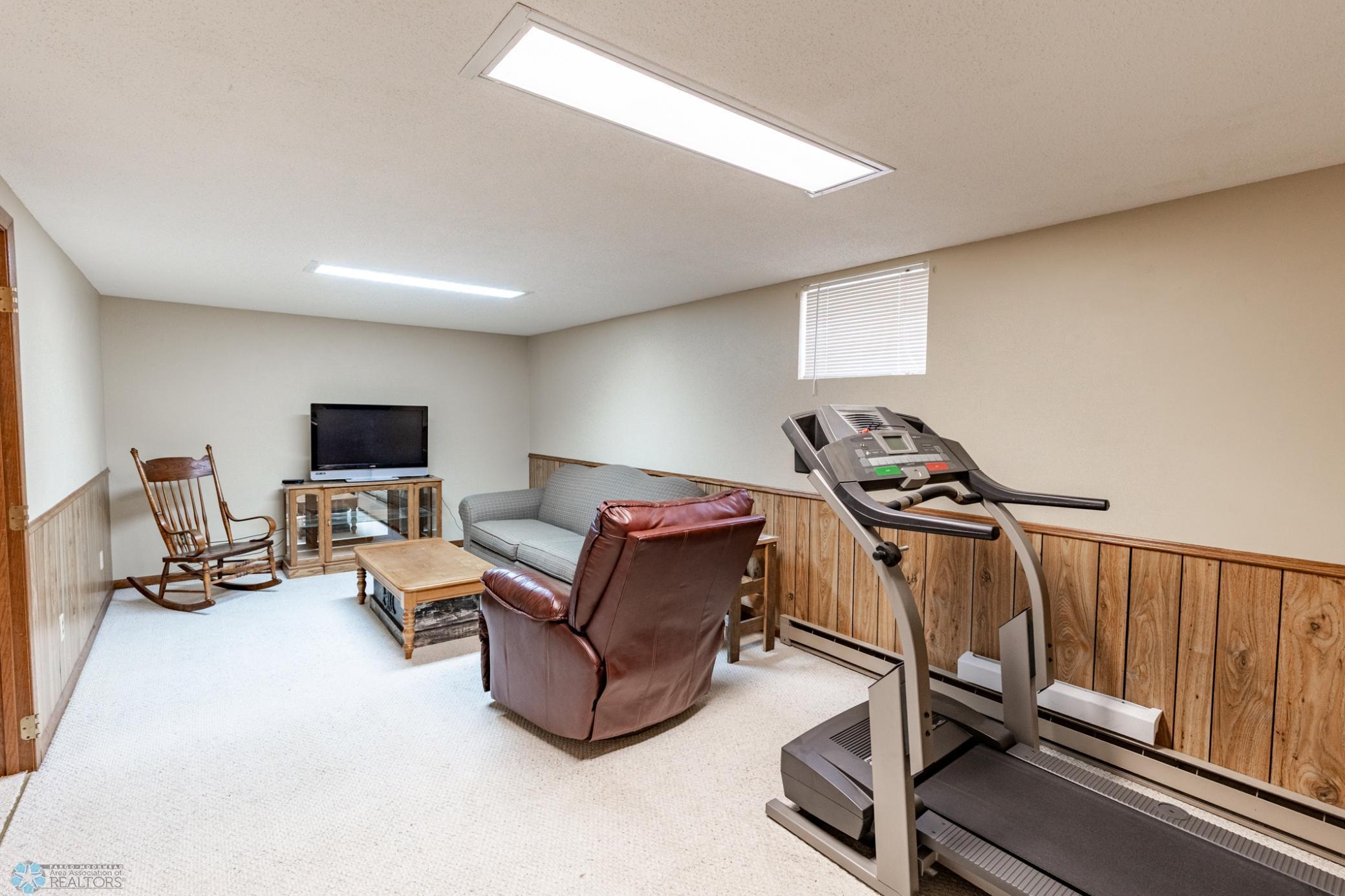 1123 19th Street, Moorhead, Minnesota image 35