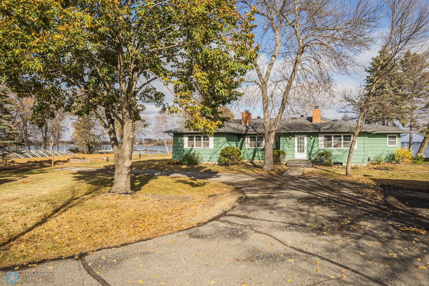 604 S Shore Drive, Detroit Lakes, Minnesota image 18