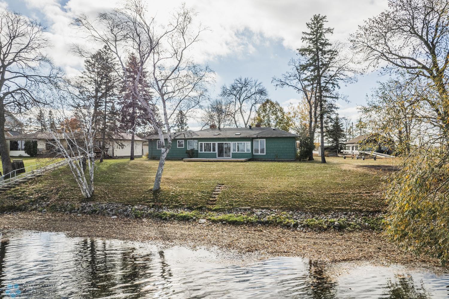 604 S Shore Drive, Detroit Lakes, Minnesota image 1