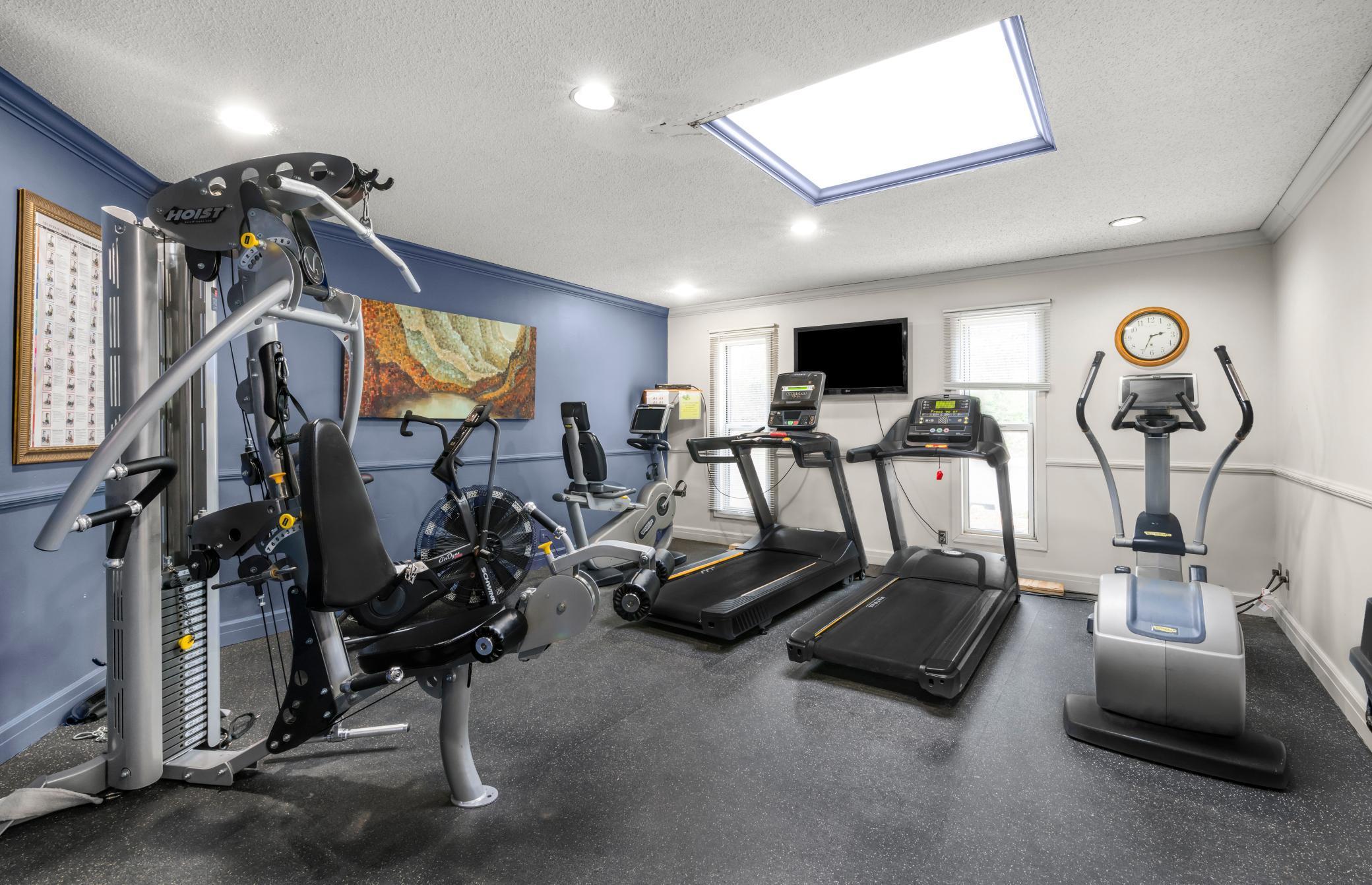 10401 Cedar Lake Road #319, Minnetonka, Minnesota image 24