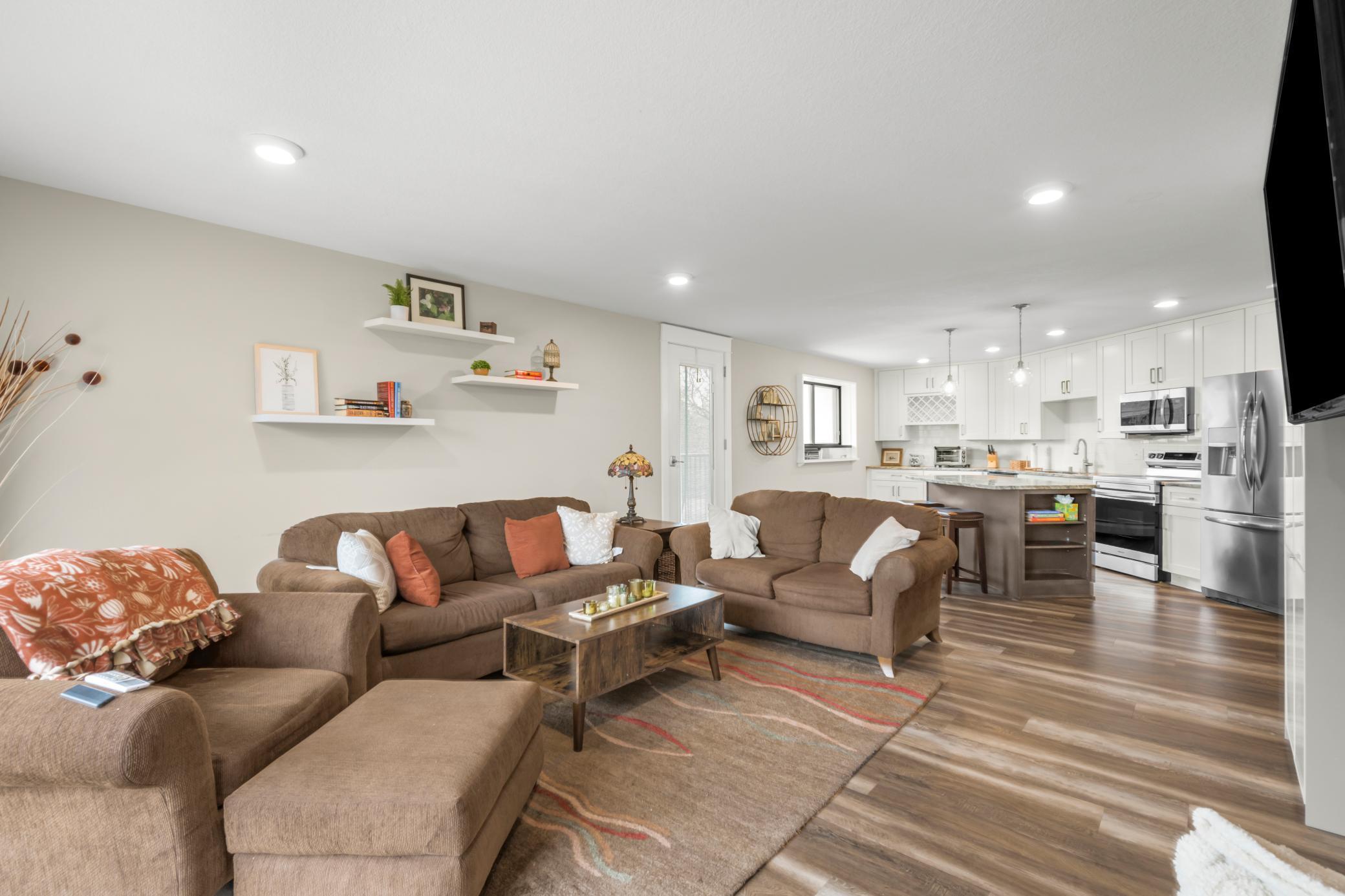 10401 Cedar Lake Road #319, Minnetonka, Minnesota image 1
