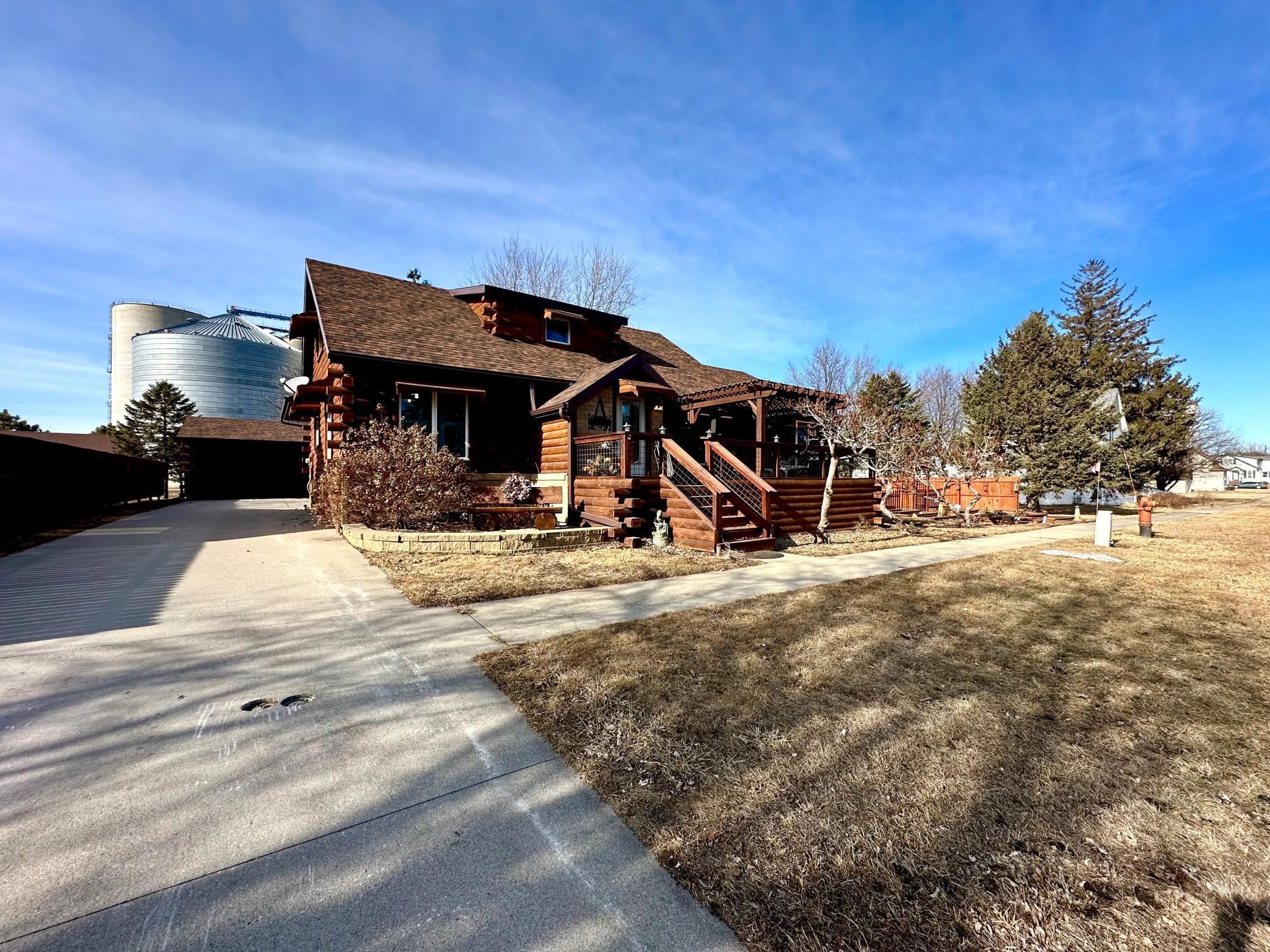 1210 3rd Avenue, Brewster, Minnesota image 4