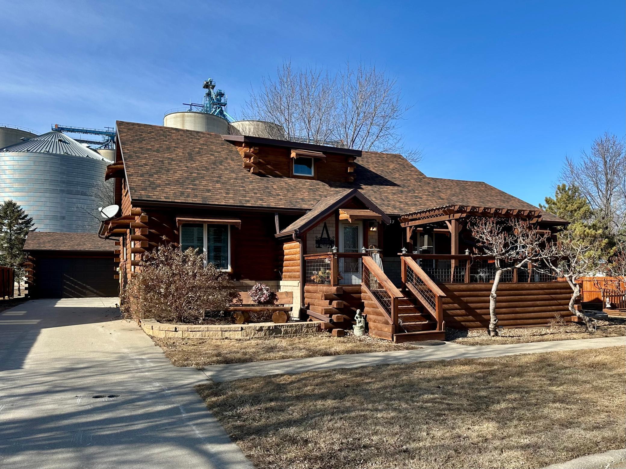 1210 3rd Avenue, Brewster, Minnesota image 1
