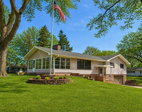 Homes For Sale - 303 3rd Avenue<br/> Medford, MN 55049