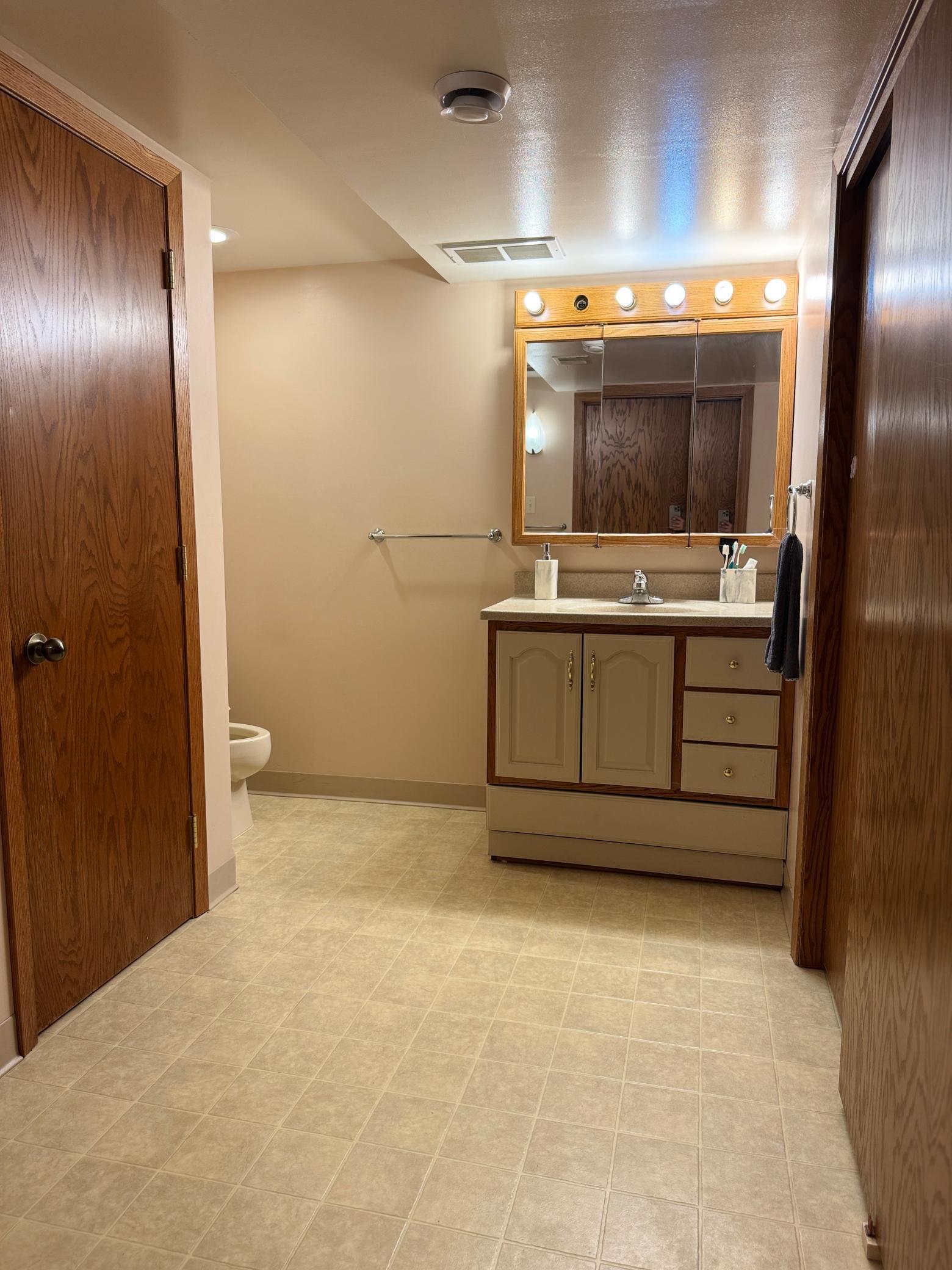 1502 4th Avenue, Austin, Minnesota image 34
